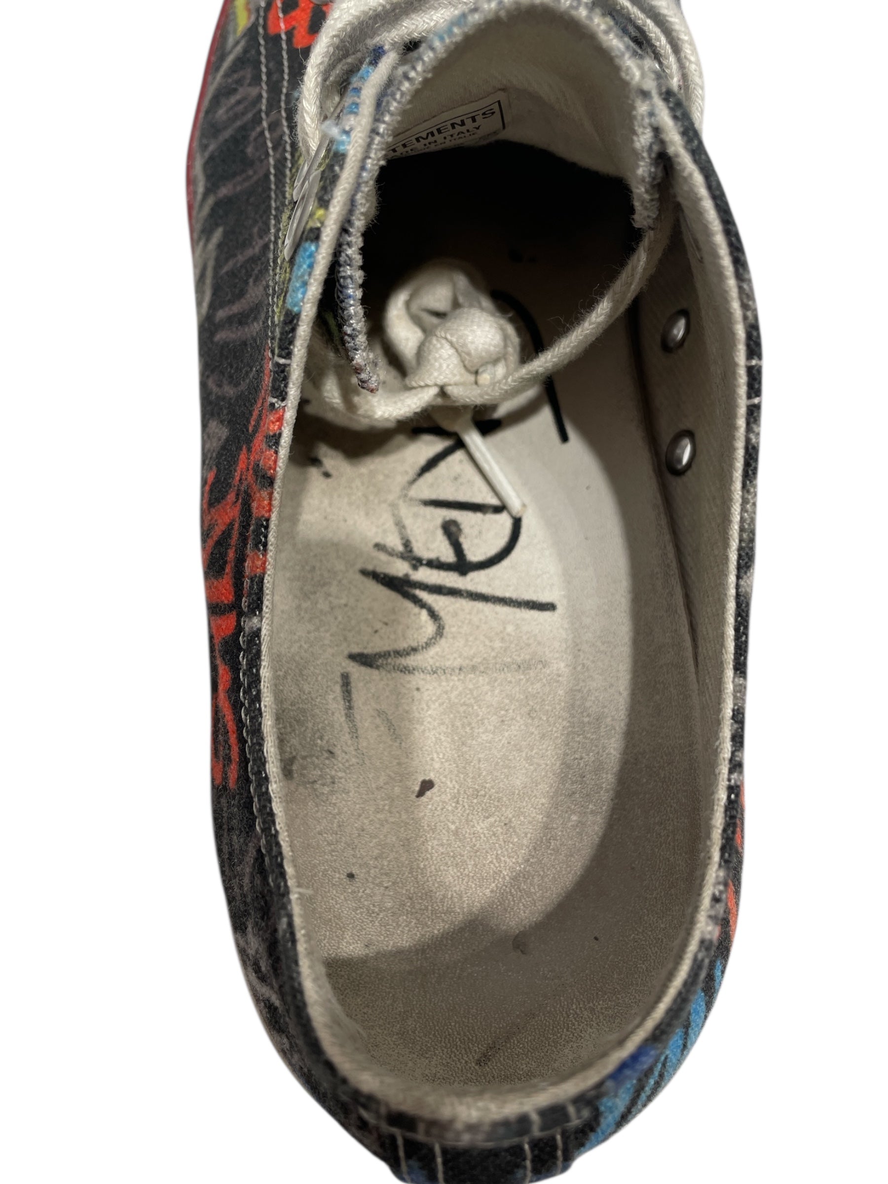 VETEMENTS/Low-Sneakers/US 8/Graphic/MLT/graffiti low view 3