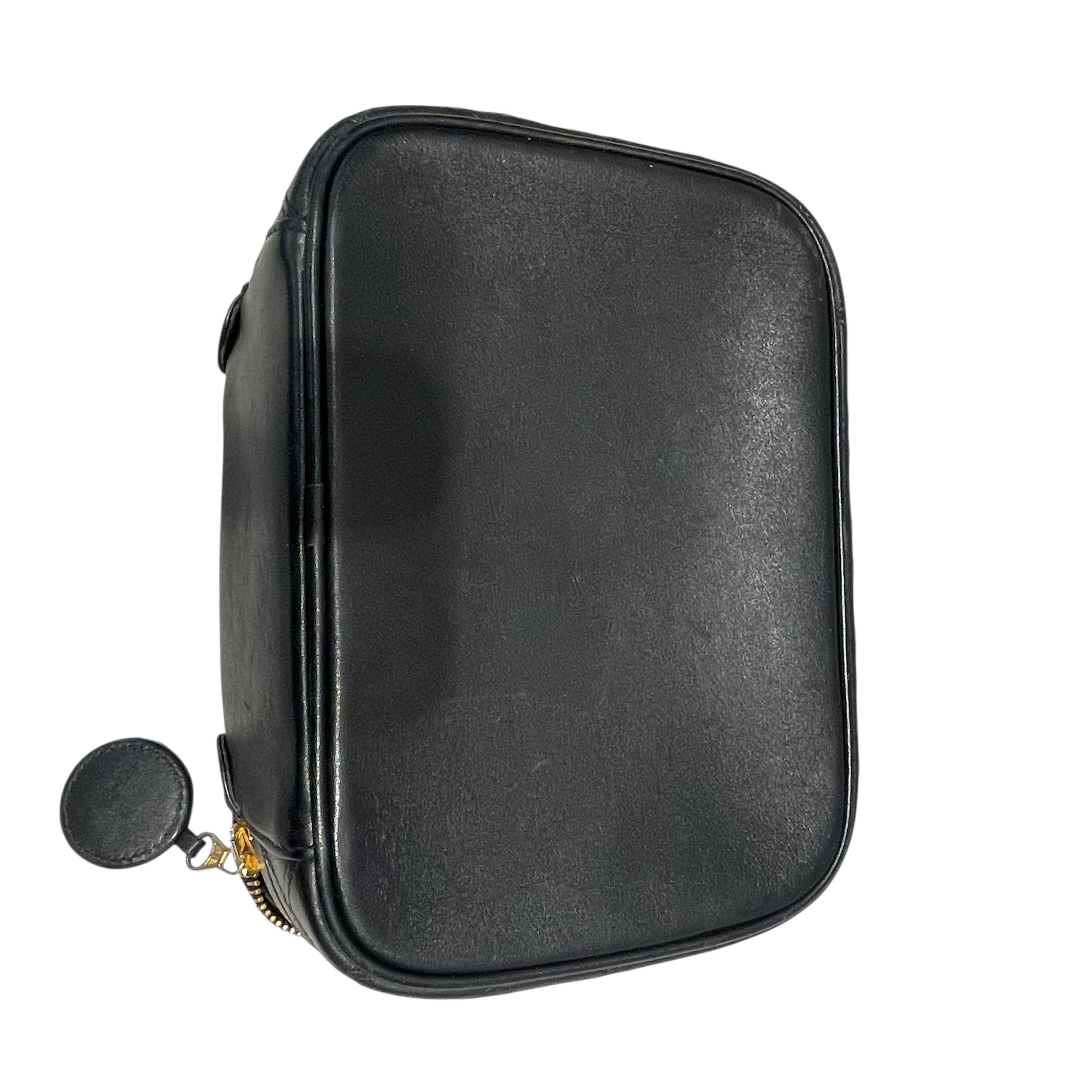 CHANEL/Pouch/bicolore cosmetic view 3
