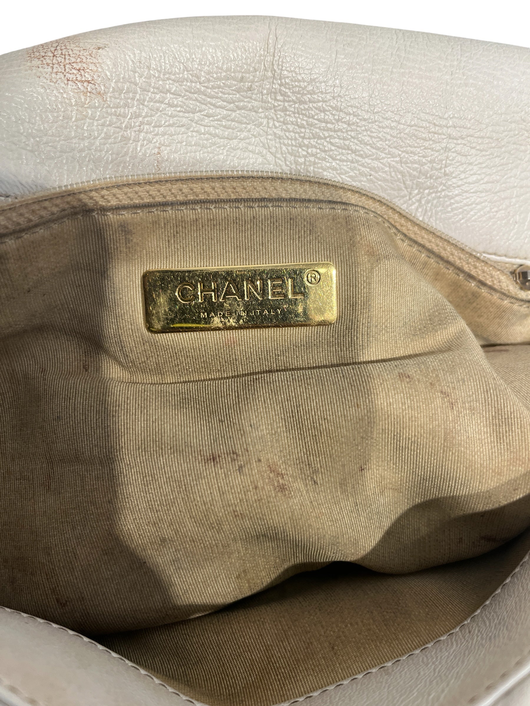 CHANEL/Hand Bag/Leather/CRM/Chanel 19 view 4