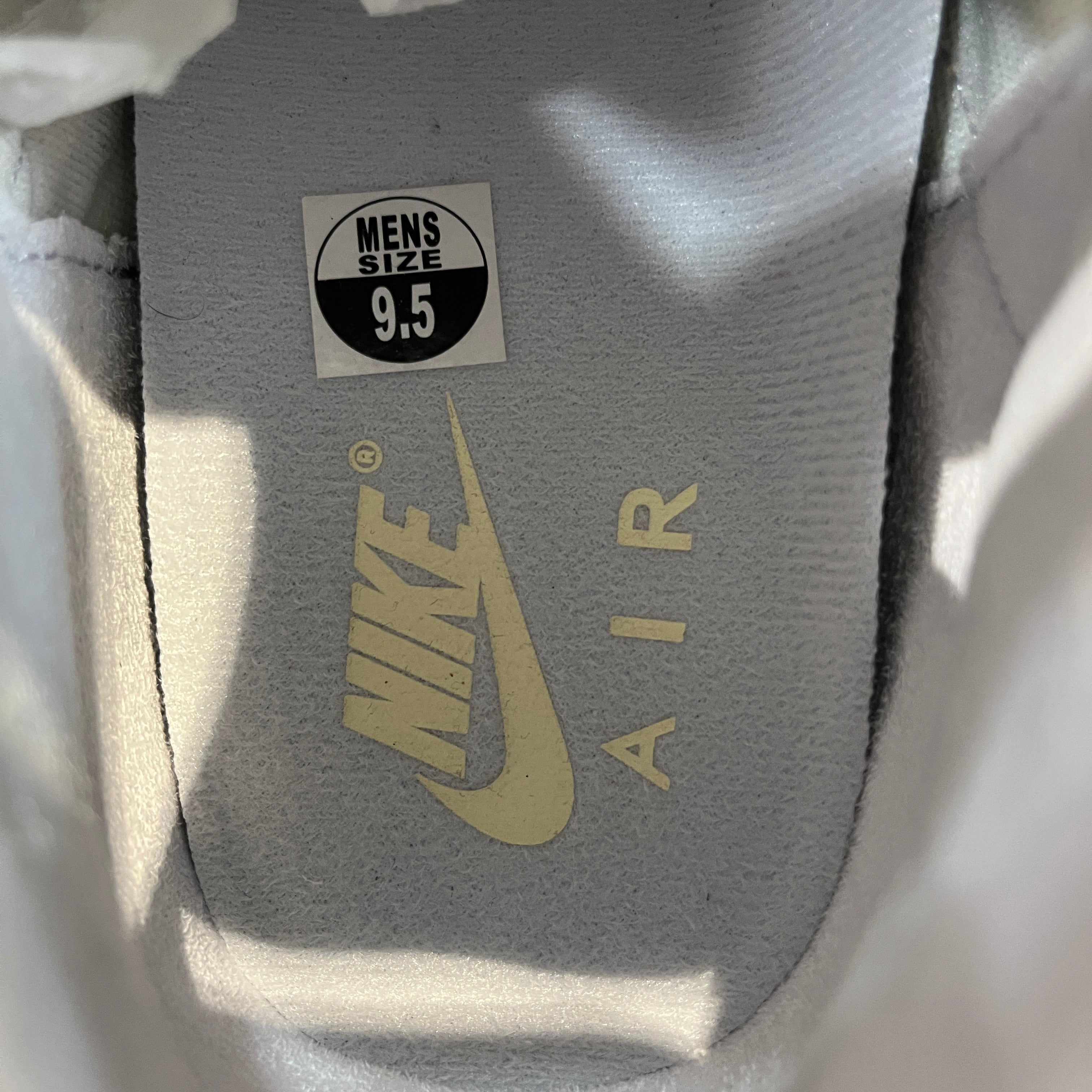 NIKE/Low-Sneakers/US 9.5/Leather/WHT/Spring in the air 3s view 3