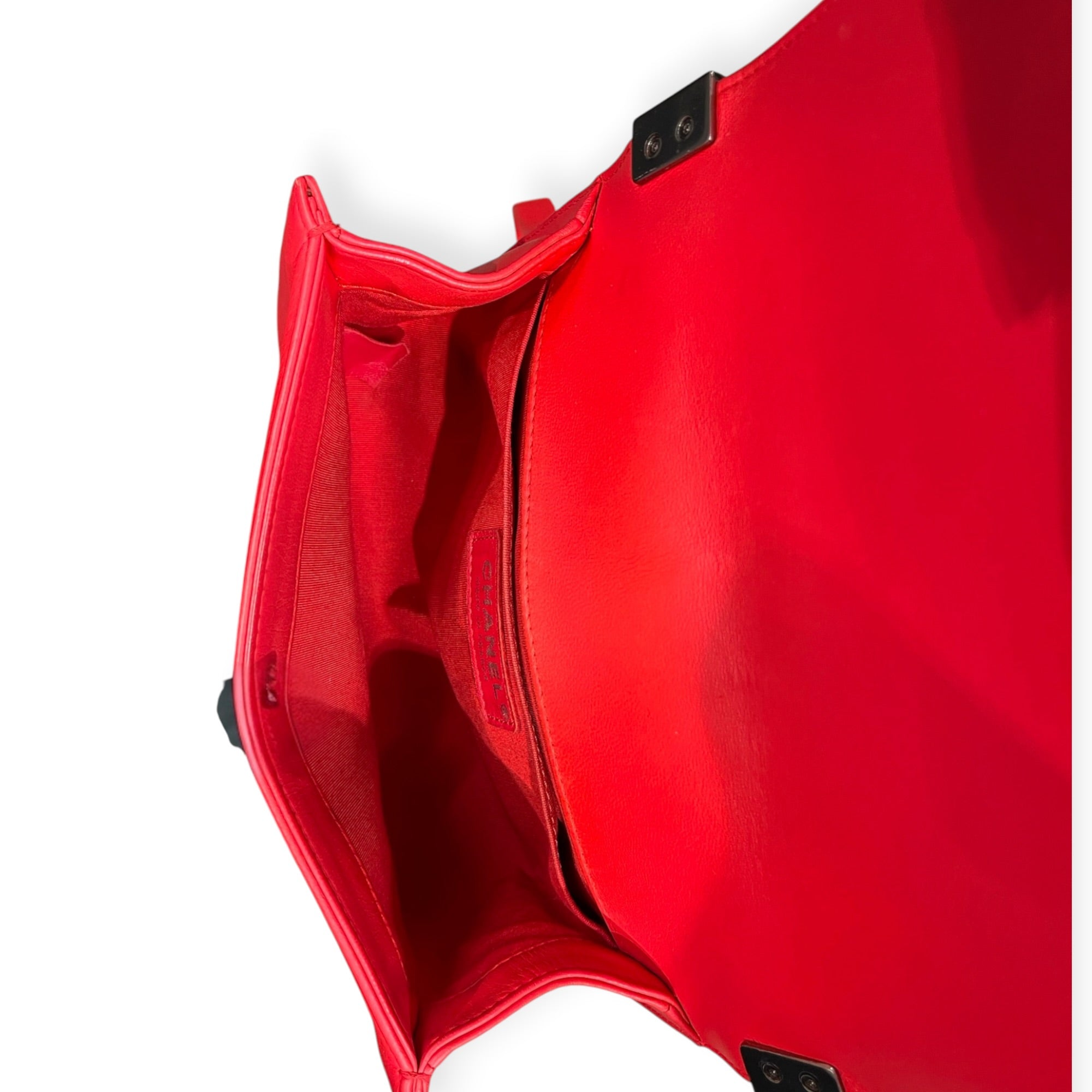 CHANEL/Bag/Lambskin/RED/LAMBSKIN CHEVRON BOY FLAP view 7