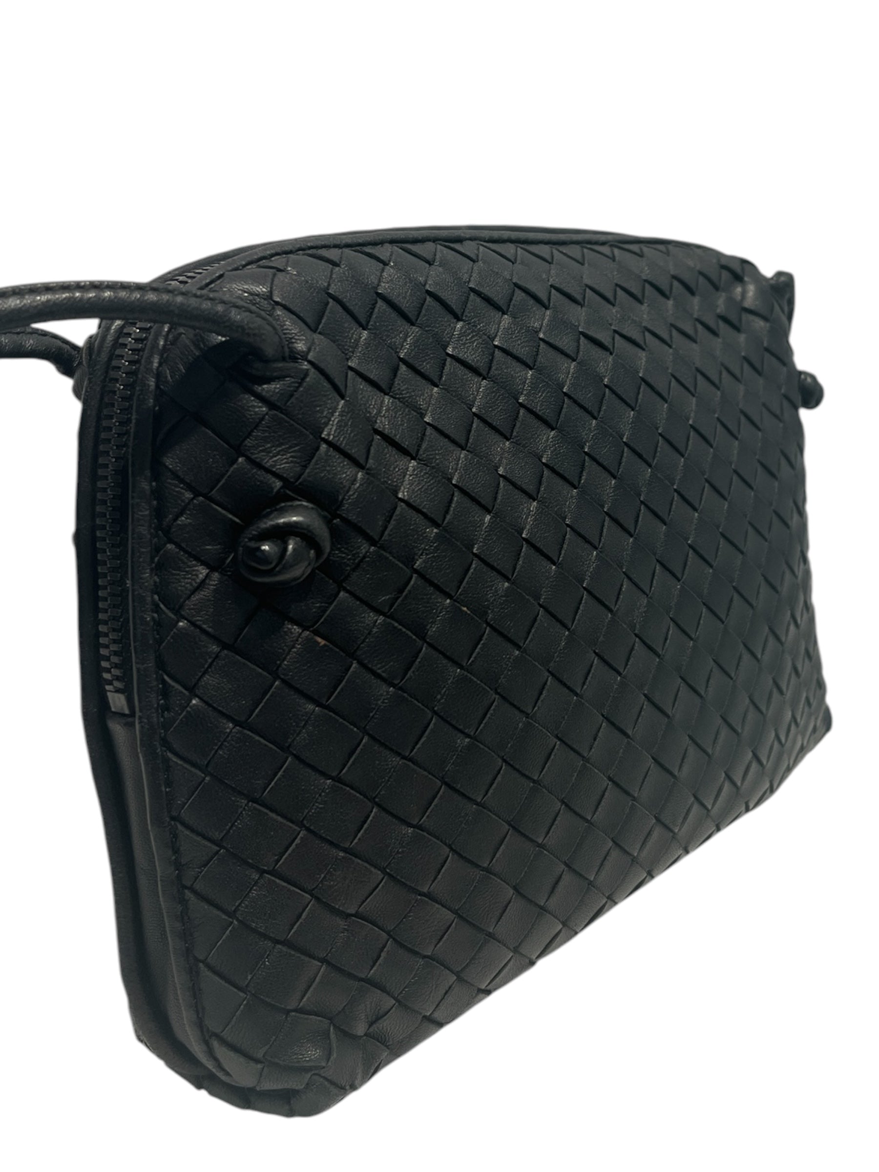 BOTTEGA VENETA/Cross Body Bag/Leather/BLK/WOVEN LEATHER CROSSBODY view 4