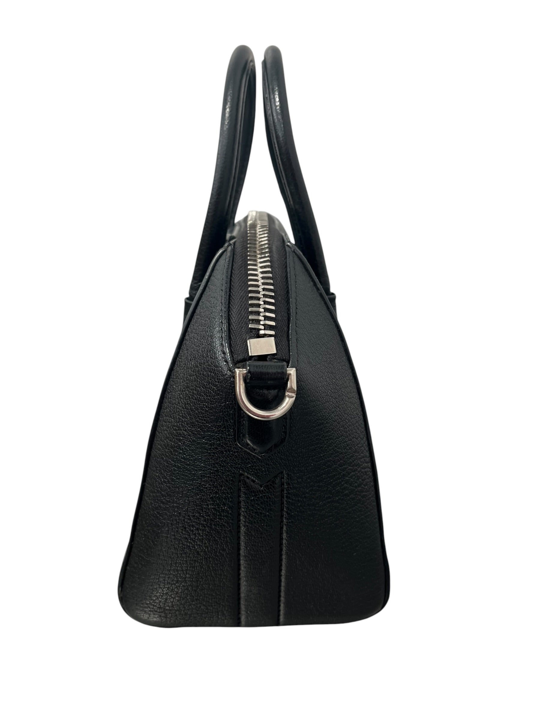 GIVENCHY/Bag/Leather/BLK/ANTIGONA TOTE view 3