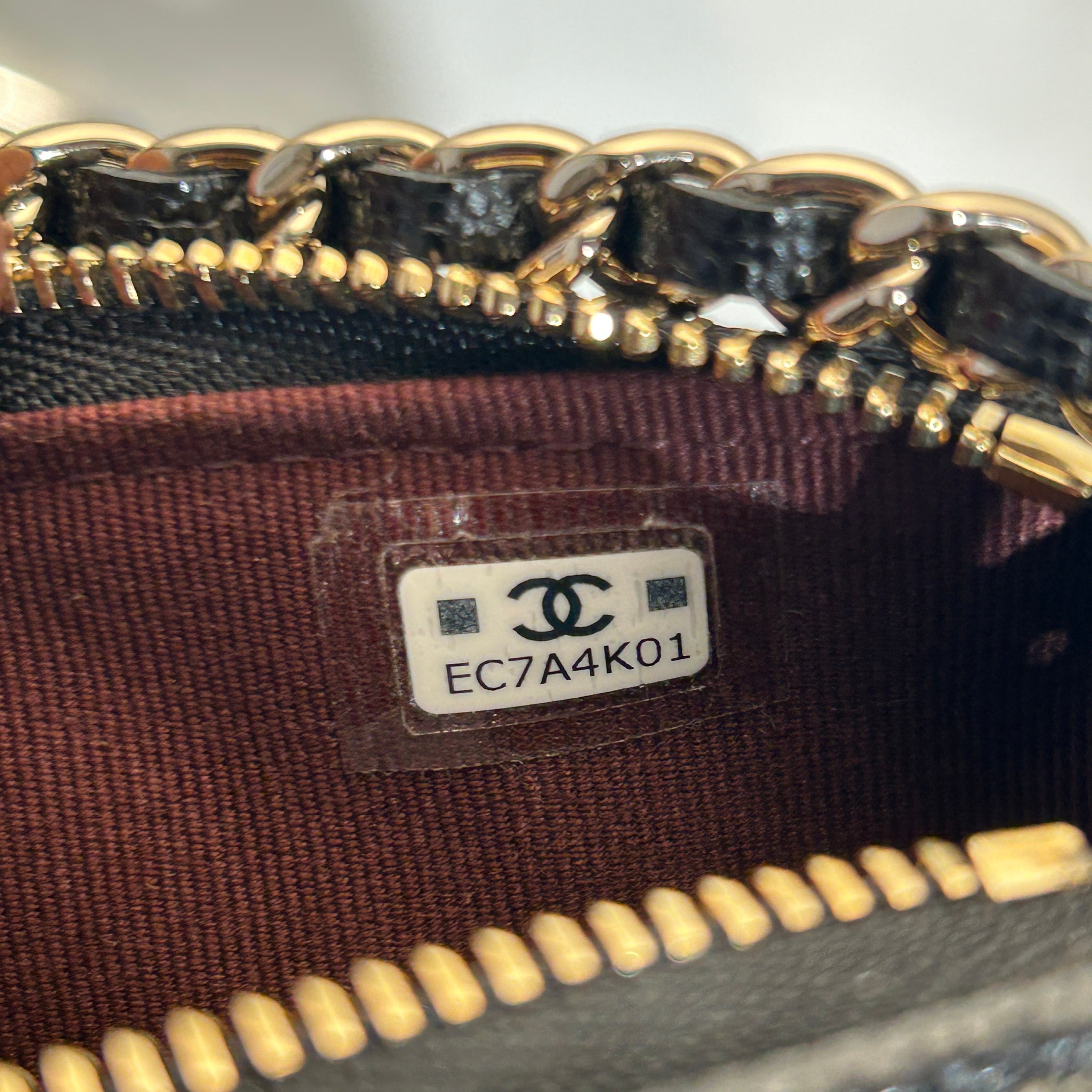 CHANEL/Bag/Leather/BLK/Cruise 2026 Collection view 7
