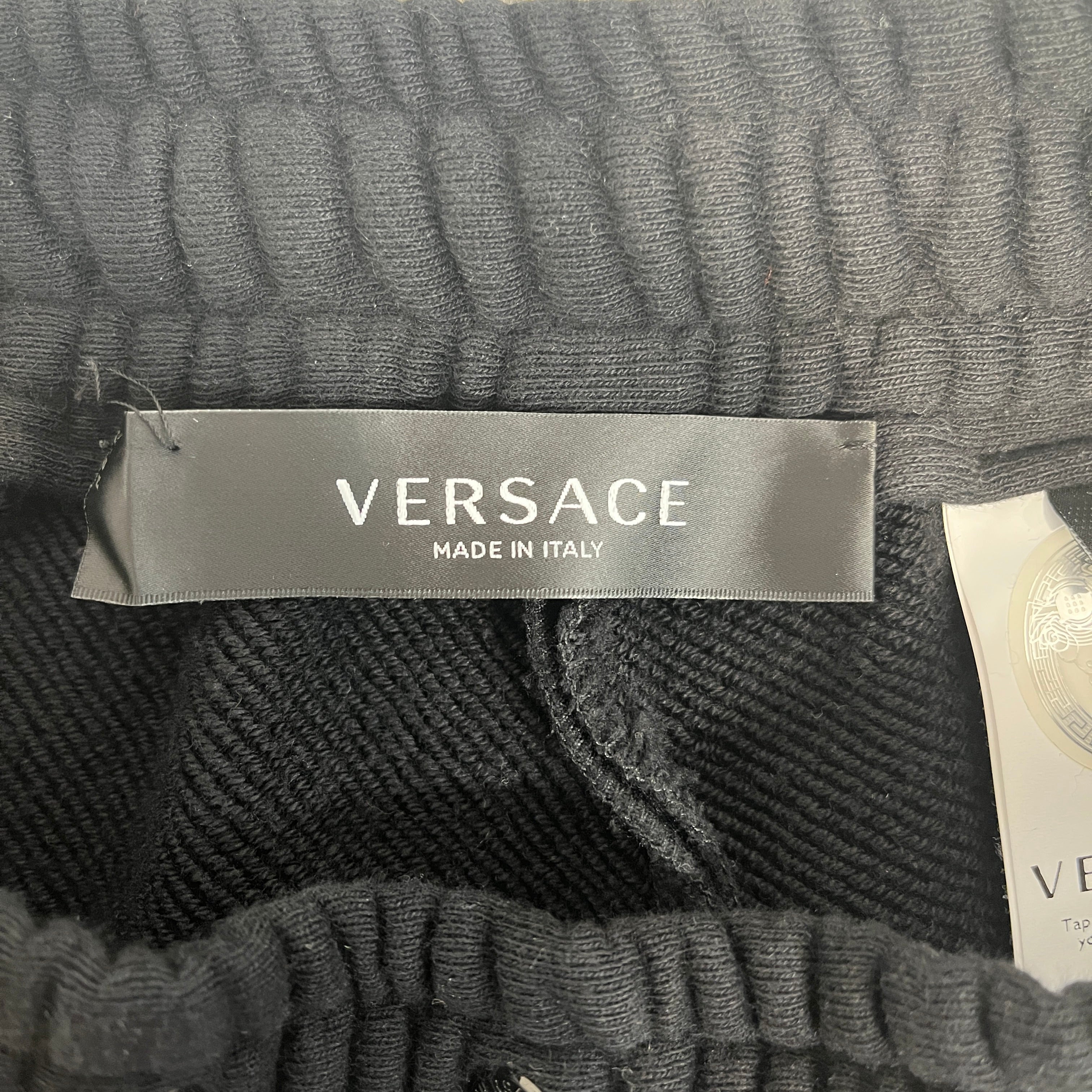 VERSACE/Shorts/36/Graphic/Cotton/BLK/Rubber Logo view 3