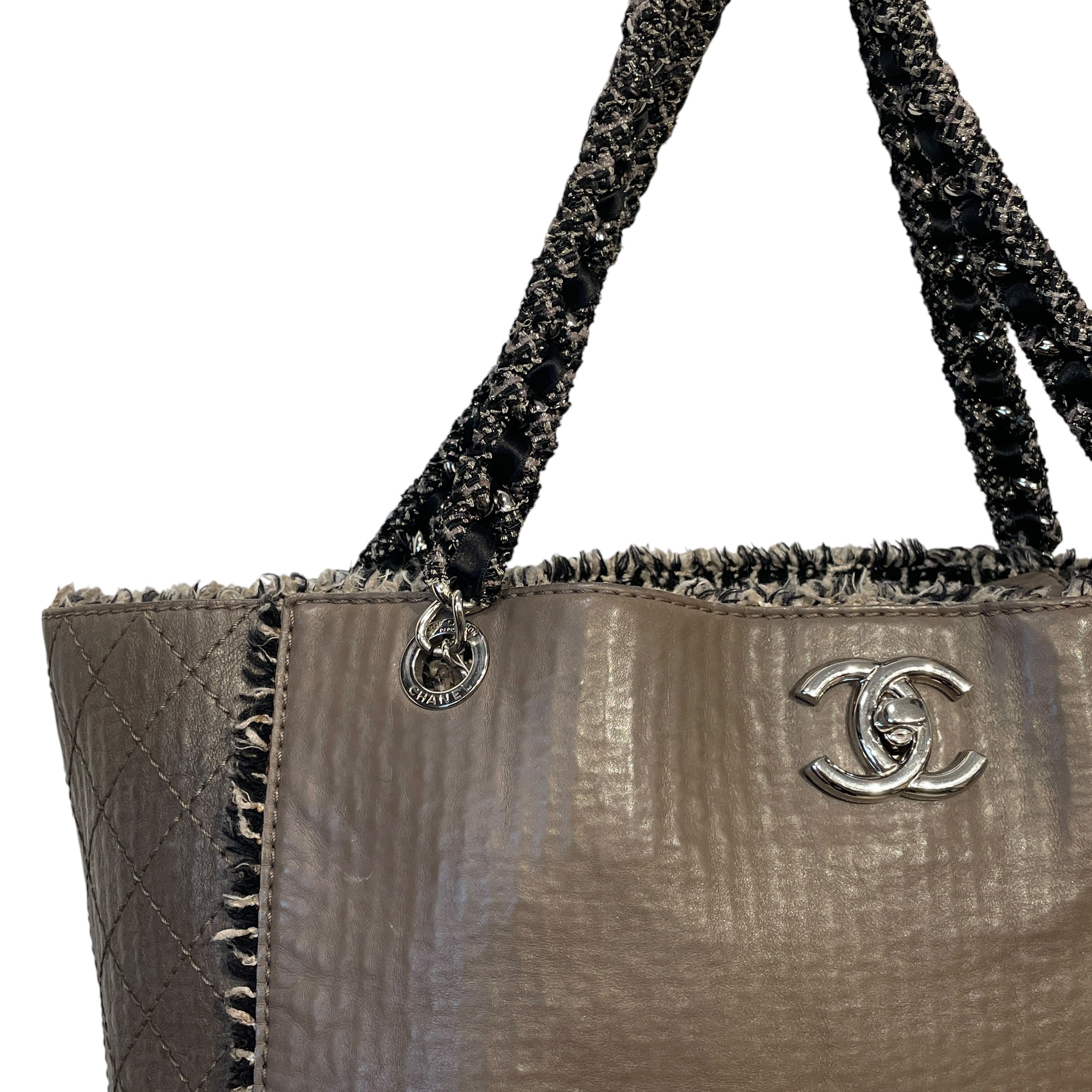CHANEL/Tote Bag/Leather/BRW/TWEED HANDLE & INNER LINING view 2