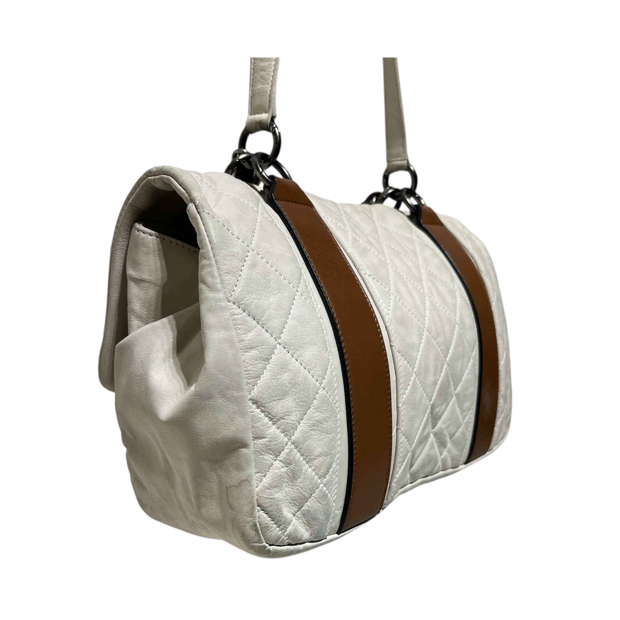 CHANEL/Cross Body Bag/Leather/CRM/QUILTED DOUBLE TWIST LOCK view 4