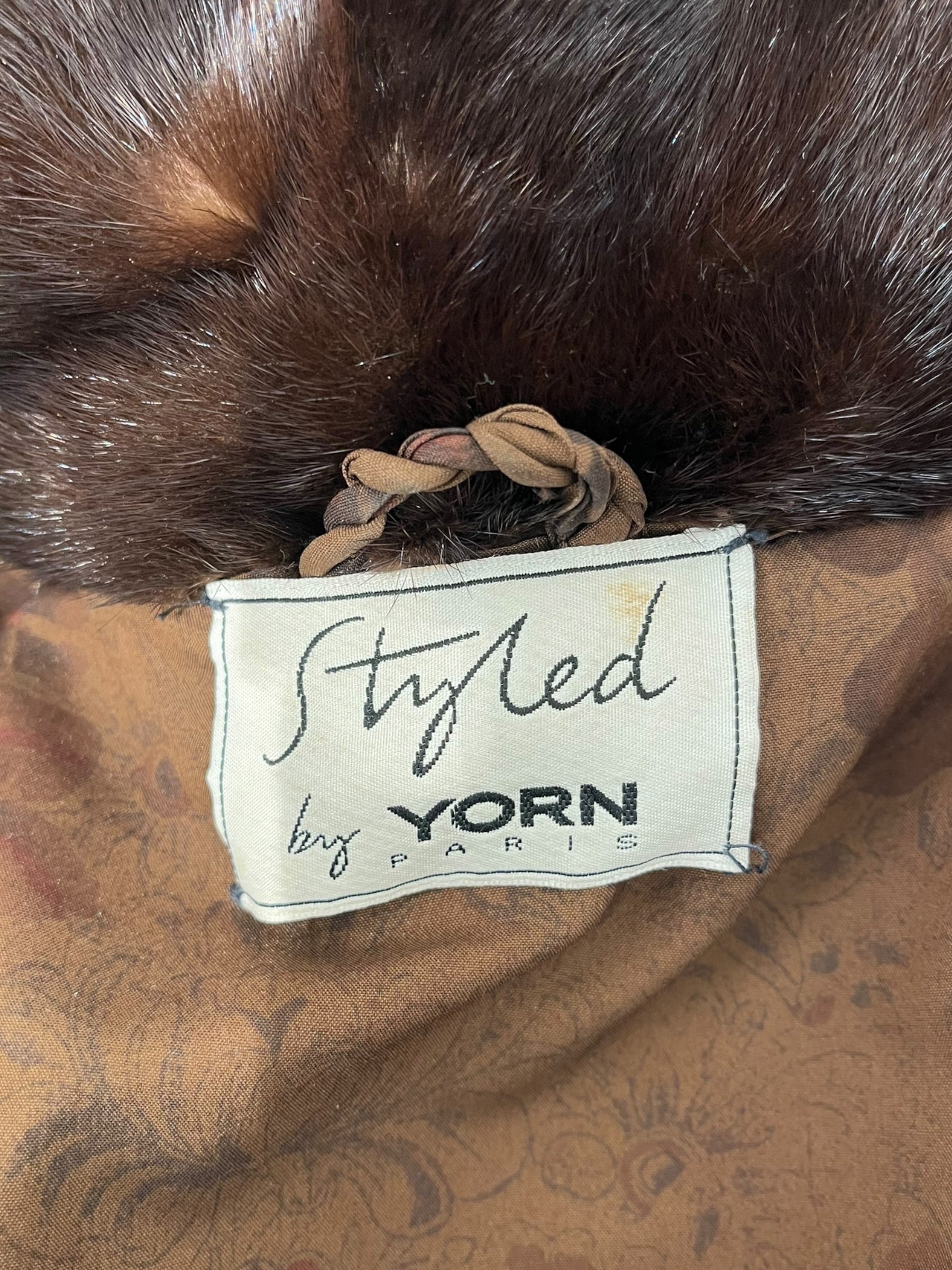 Vintage/Coat/Fur/BRW/STYLED BY YORN FUR COAT view 3