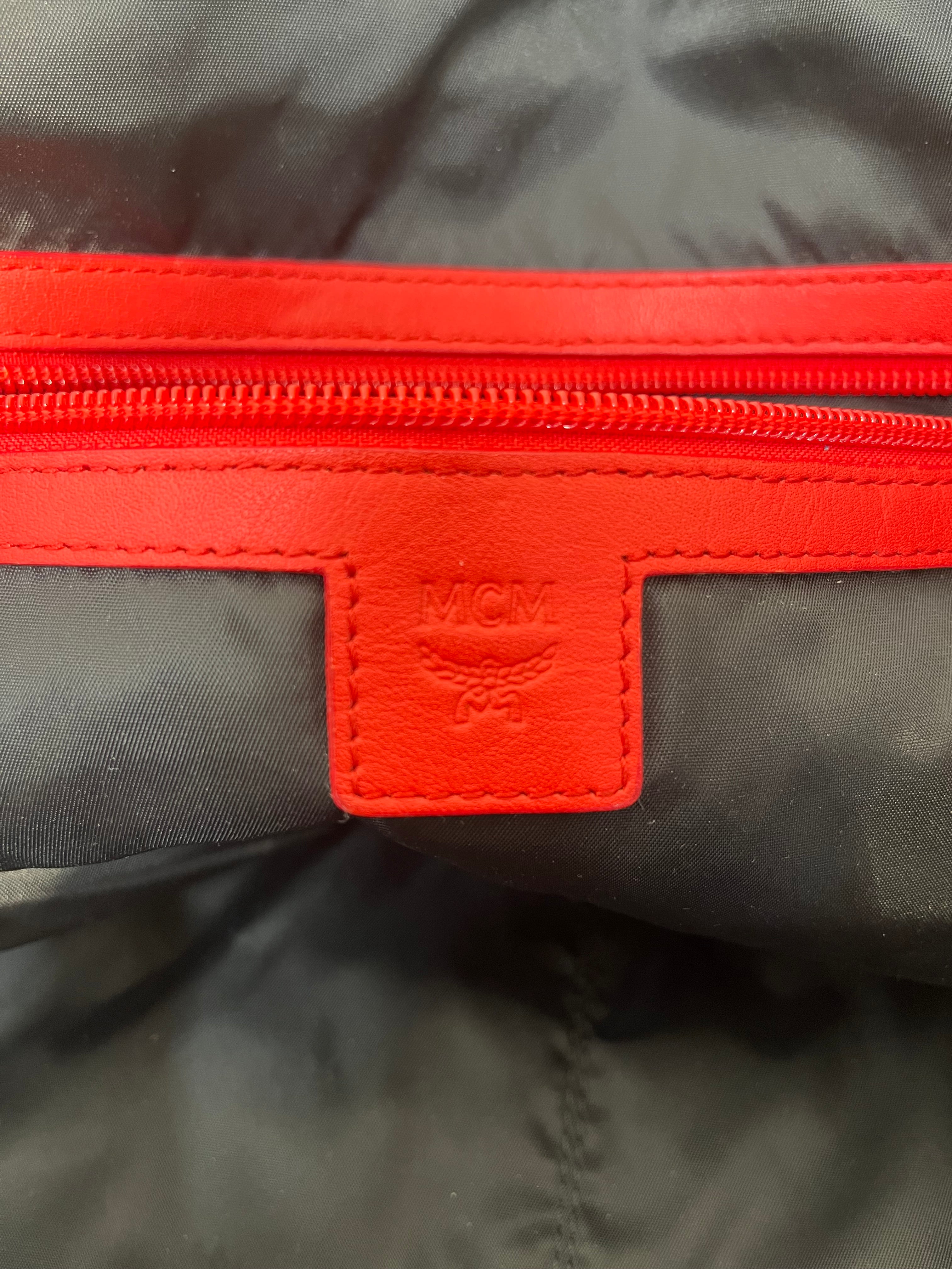 MCM/Tote Bag/Monogram/Nylon/BLK/ylw tag on buckle/ gry handles view 6