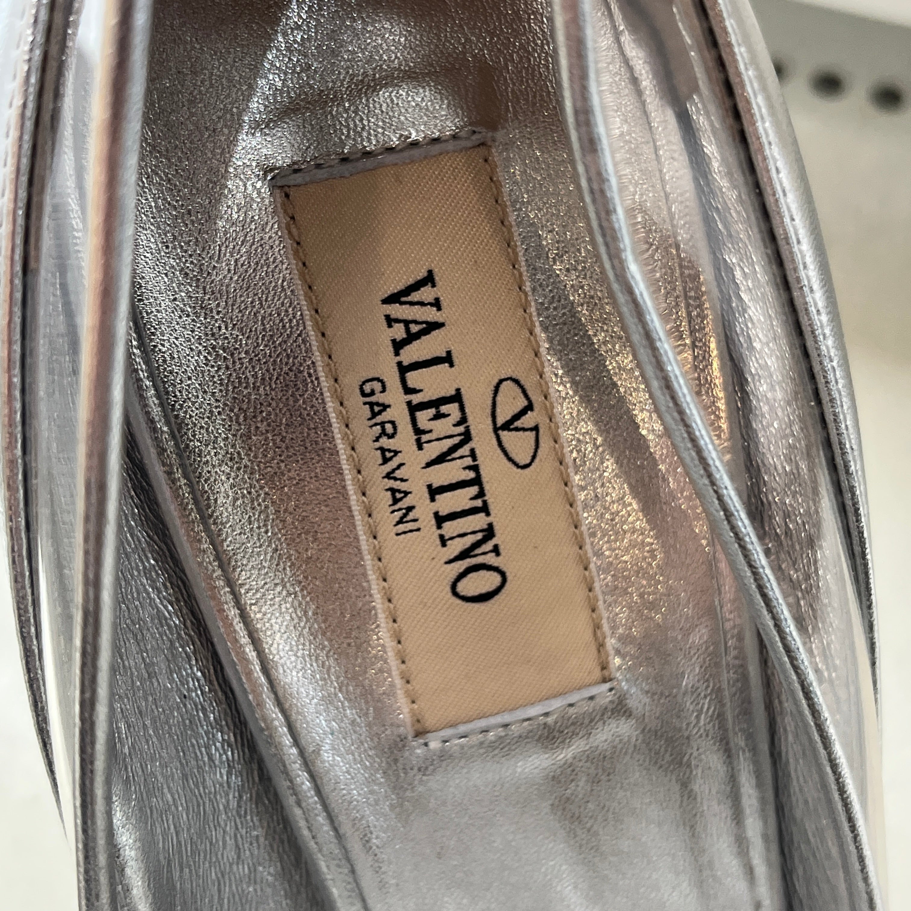 VALENTINO/Heels/US 8/Leather/SLV/Transparent Bow Heel view 3