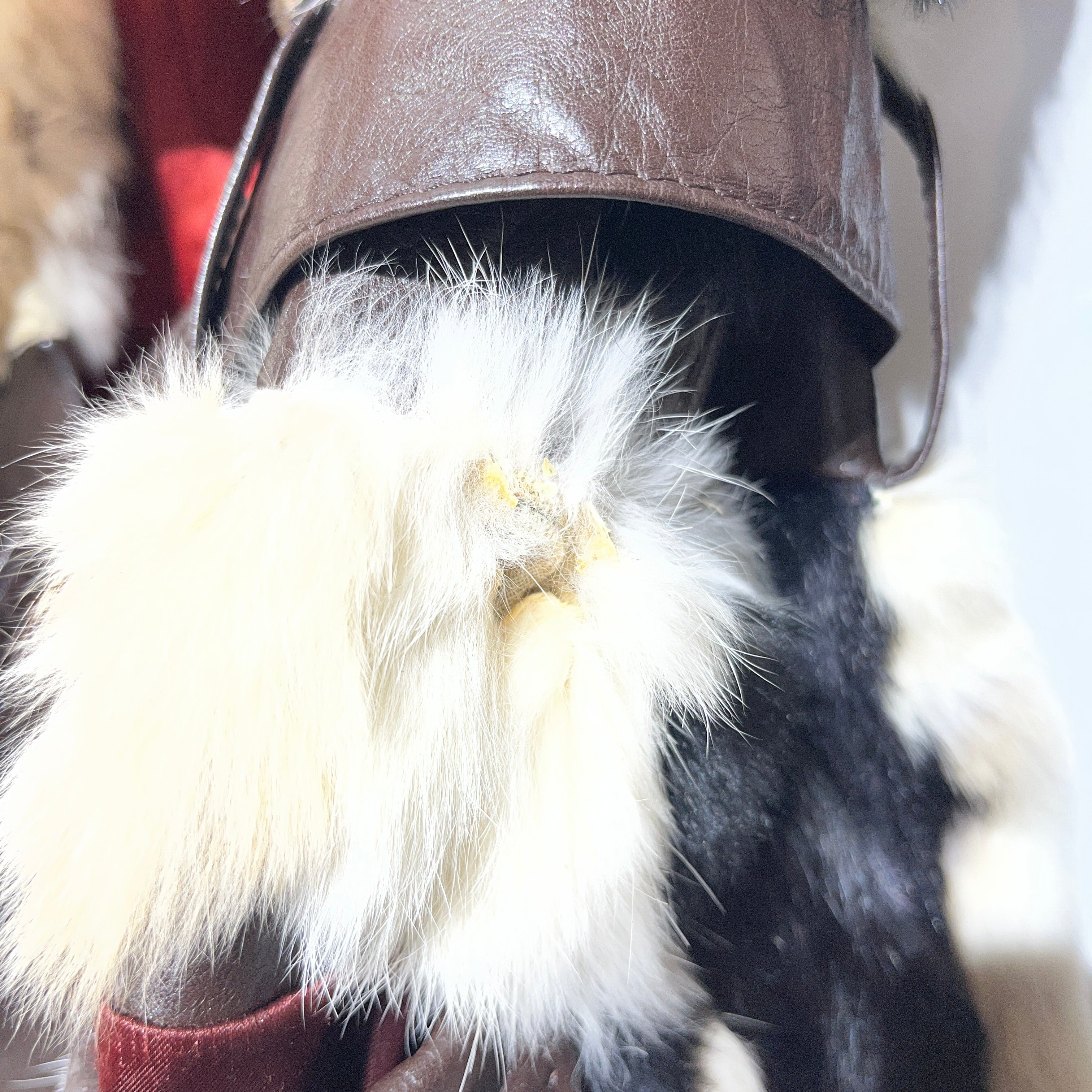 Evans/Coat/10/Animal Pattern/Silk/WHT/Fur/Damage on right shoulder view 13