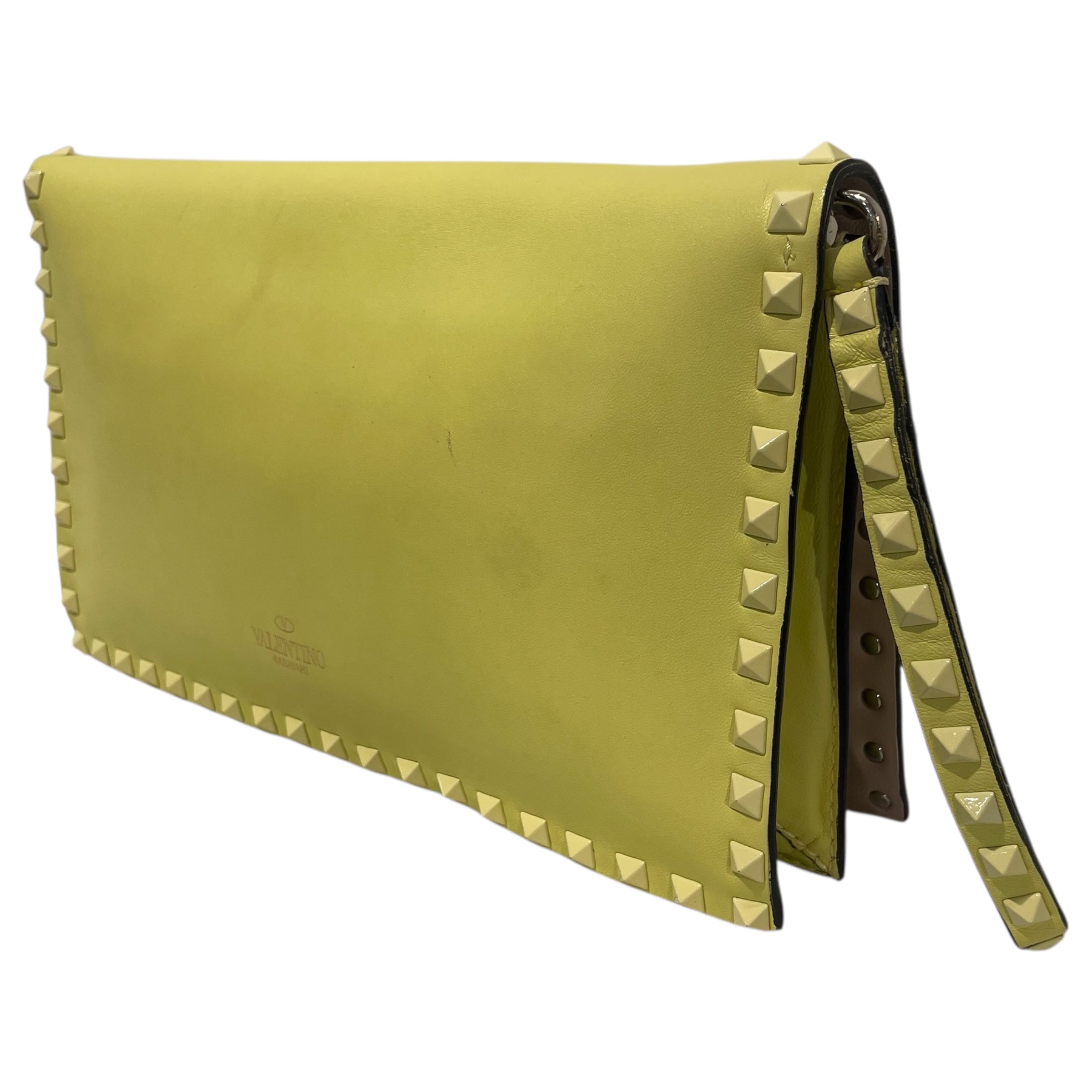 VALENTINO GARAVANI/Wallet/Leather/YEL/studded chartreuse clutch bag view 2