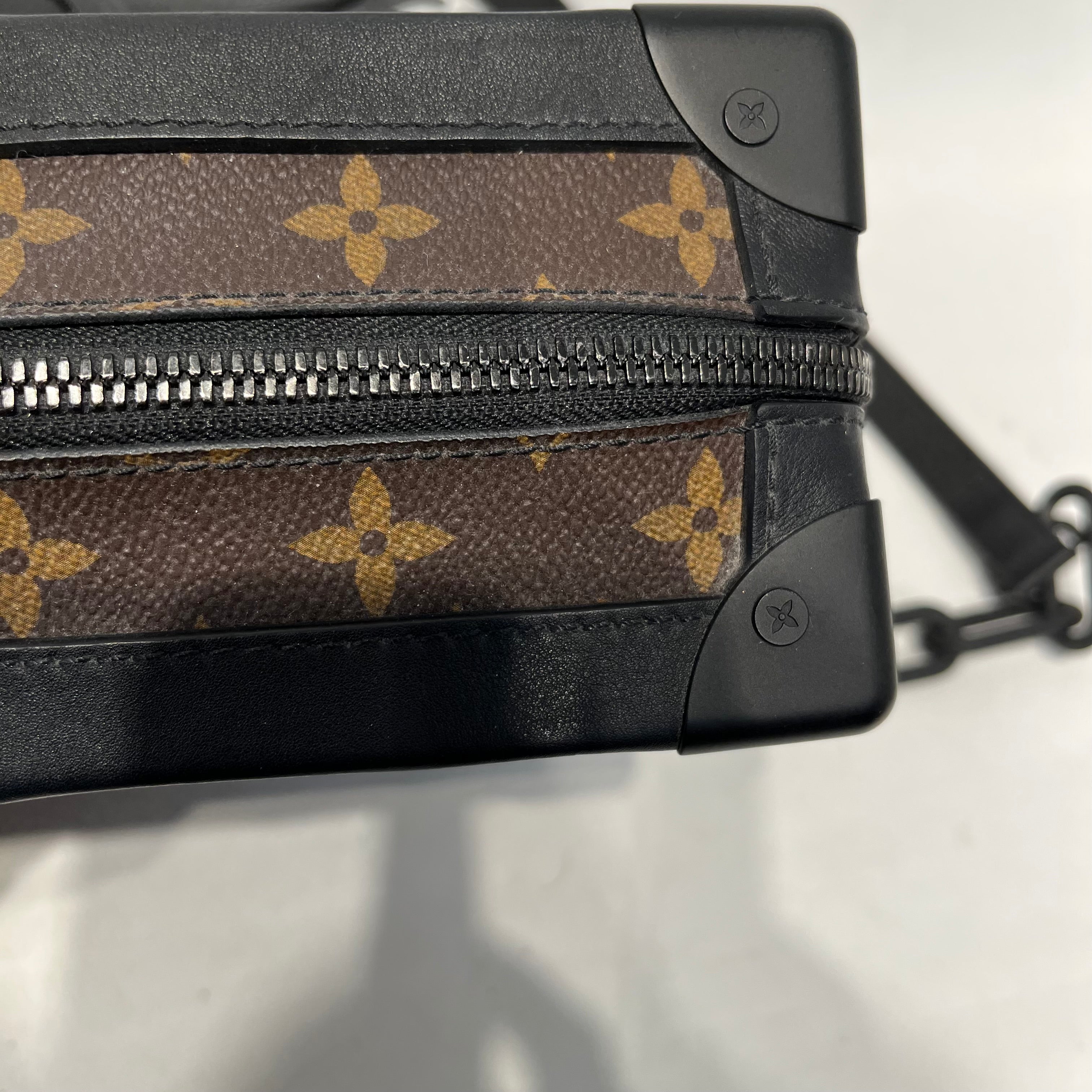 LOUIS VUITTON/Cross Body Bag/Monogram/Leather/BRW/SOLAR RAY SOFT TRUNK view 8