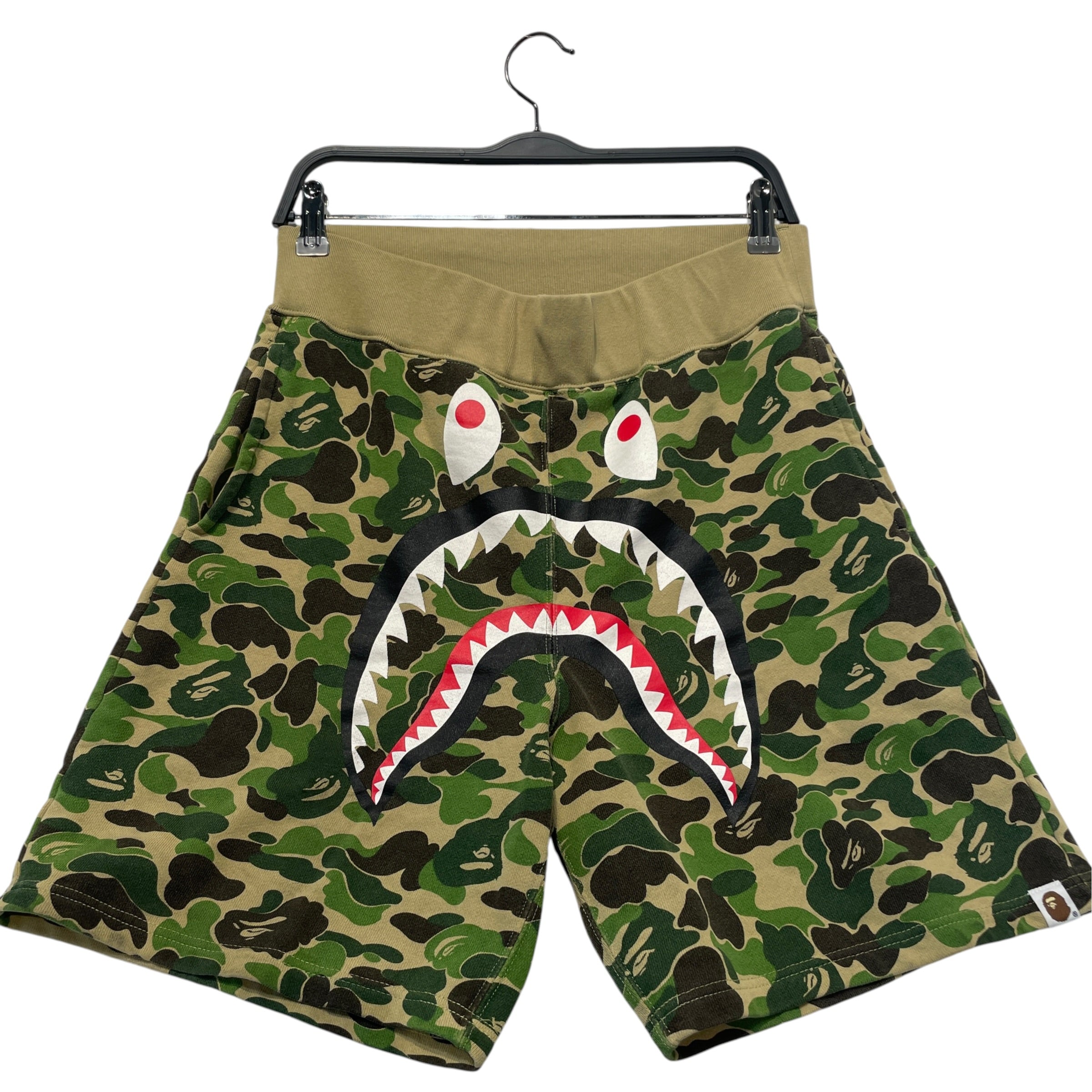 A BATHING APE/Shorts/M/Cotton/GRN/Camouflage/Shark Shorts view 1