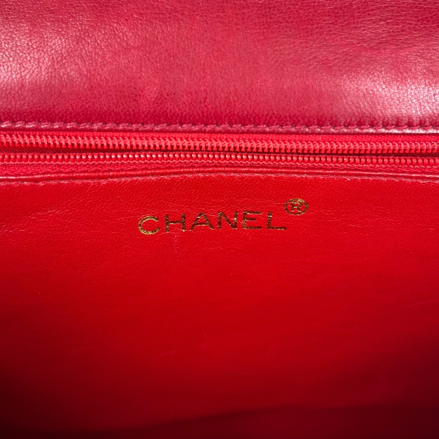 CHANEL/Cross Body Bag/Leather/RED/Vintage Quilted Tassel view 4