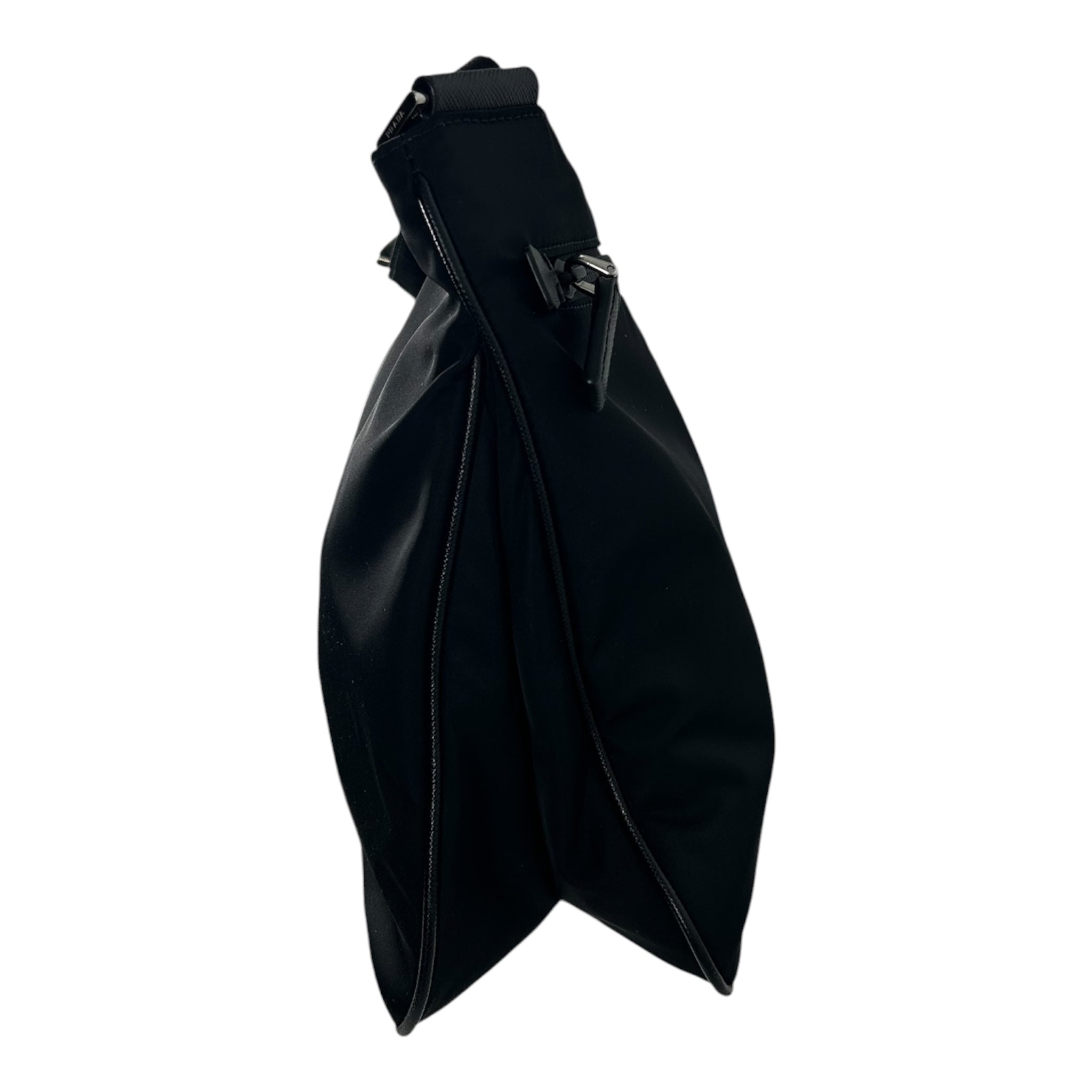 PRADA/Cross Body Bag/Nylon/BLK/MESSENGER view 3
