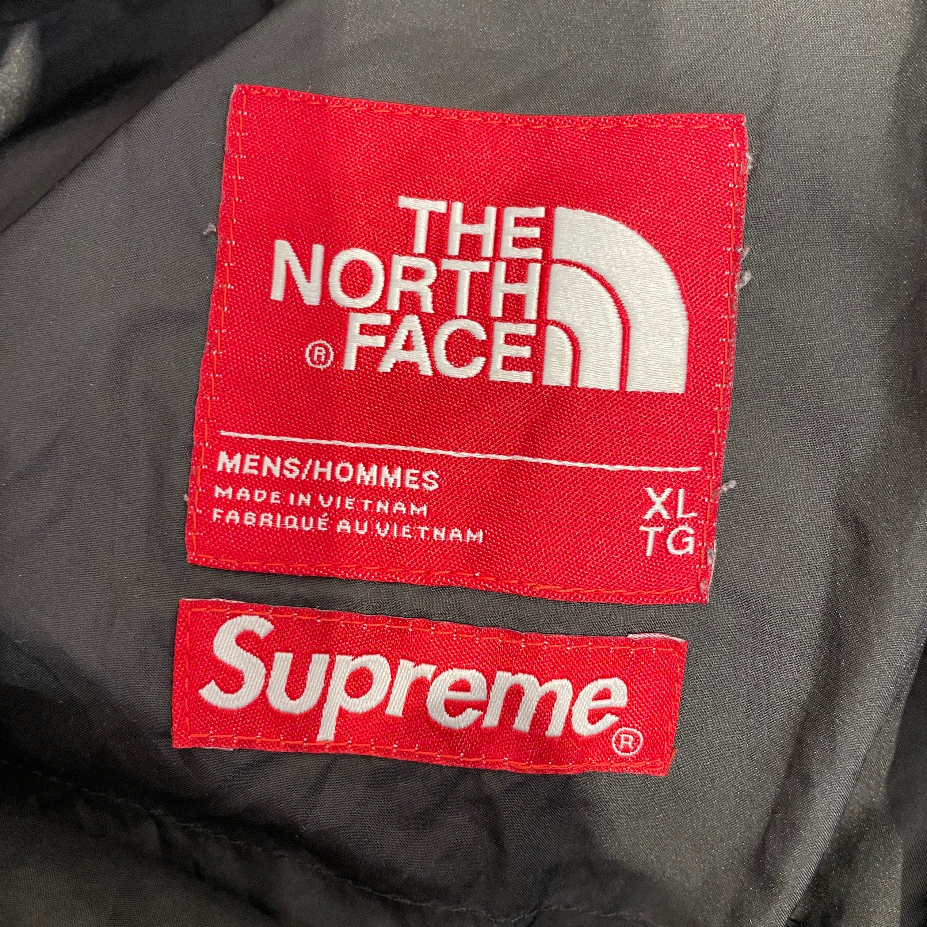 Supreme/THE NORTH FACE/Pants/XL/Nylon/GRY/All Over Print/Paper Print Nuptse Pants view 3