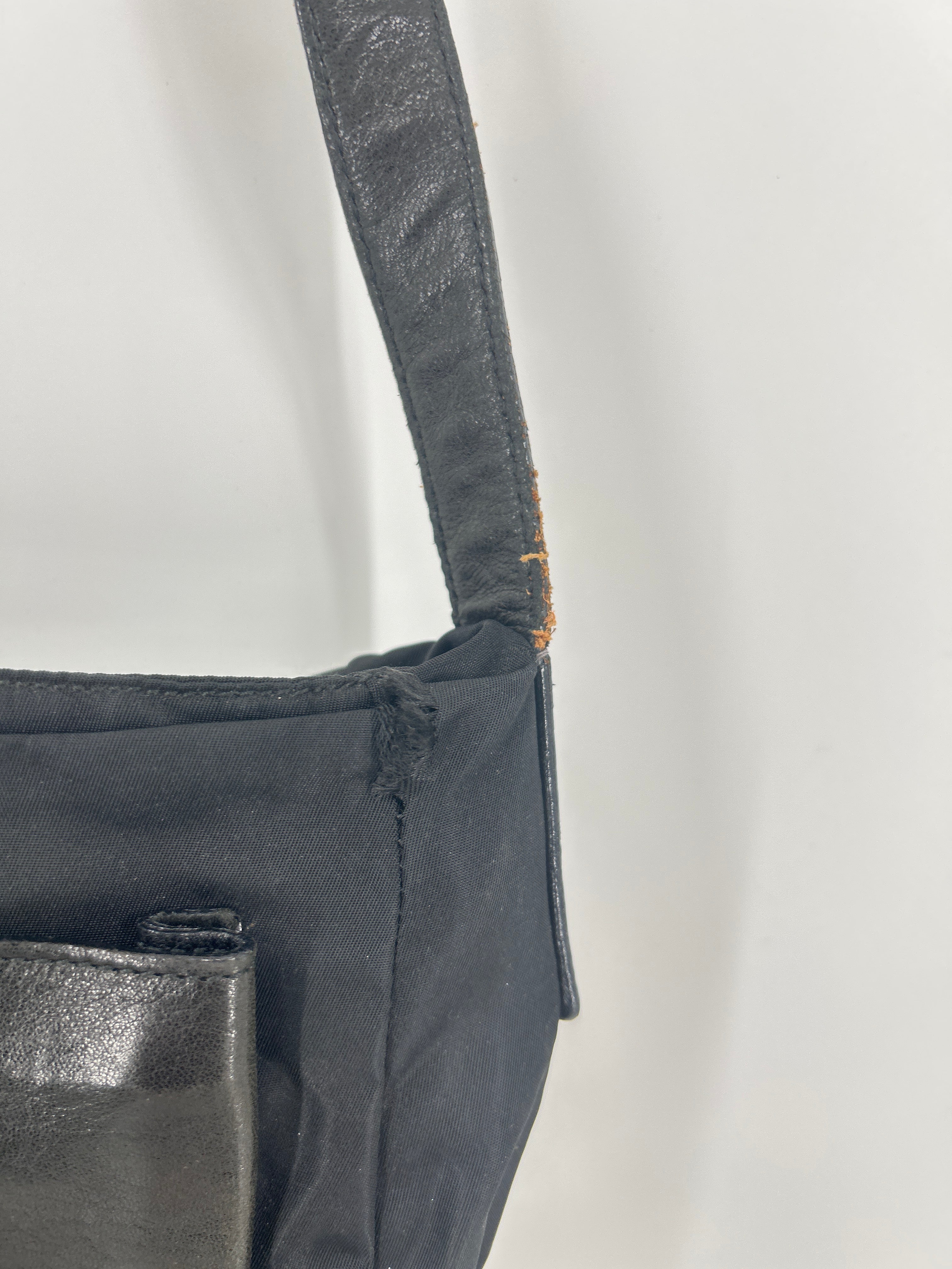 PRADA/Vitello-TrimmedTessutoGrommet/ShoulderBag/Black/Nylon/ view 8