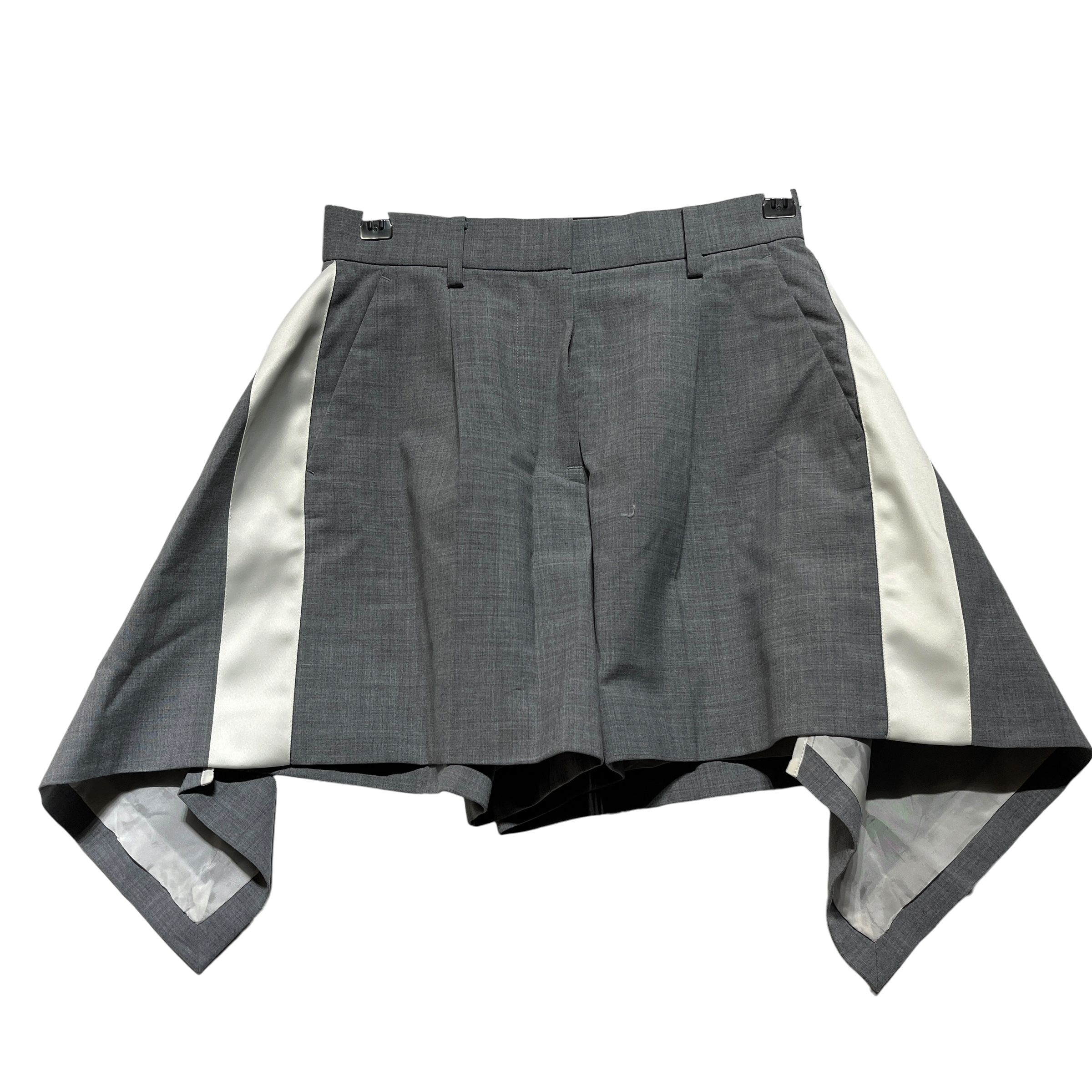 Sacai/Shorts/0/Polyester/GRY/asymmetrical view 1