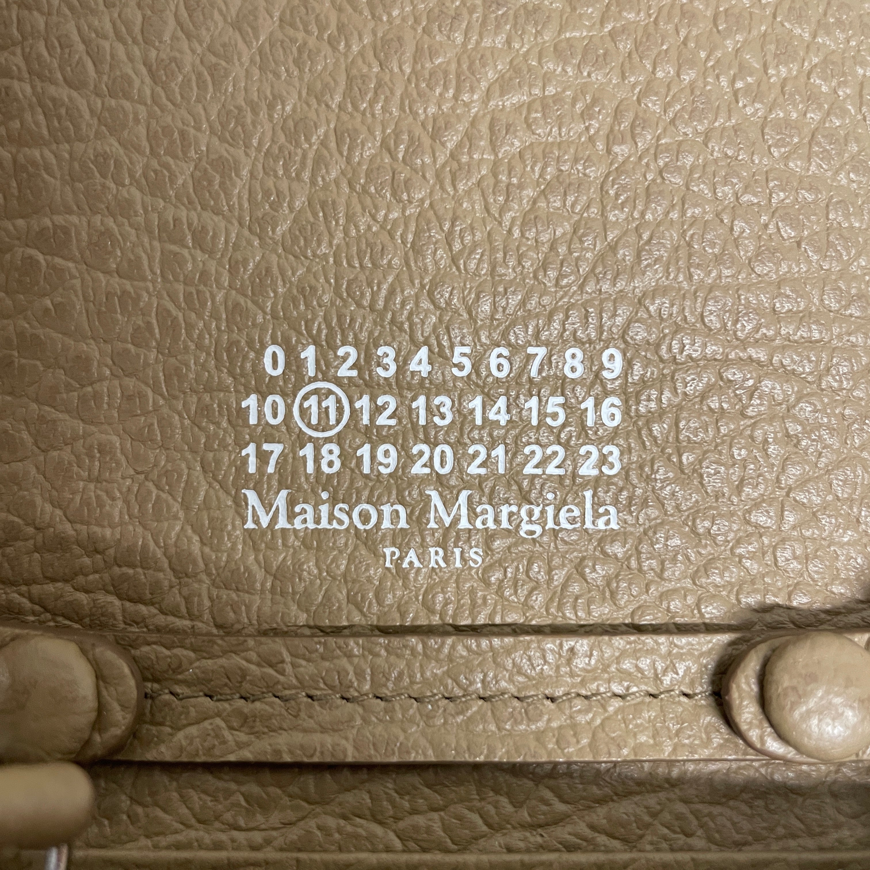 Maison Margiela/Bag/Leather/BEG/chain strap view 3