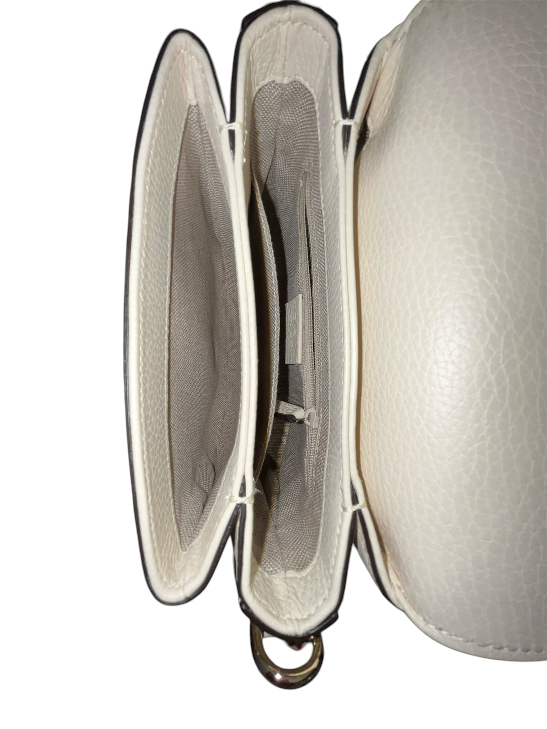 GUCCI/Cross Body Bag/Leather/CRM/607720527066 INTERLOCKING view 4