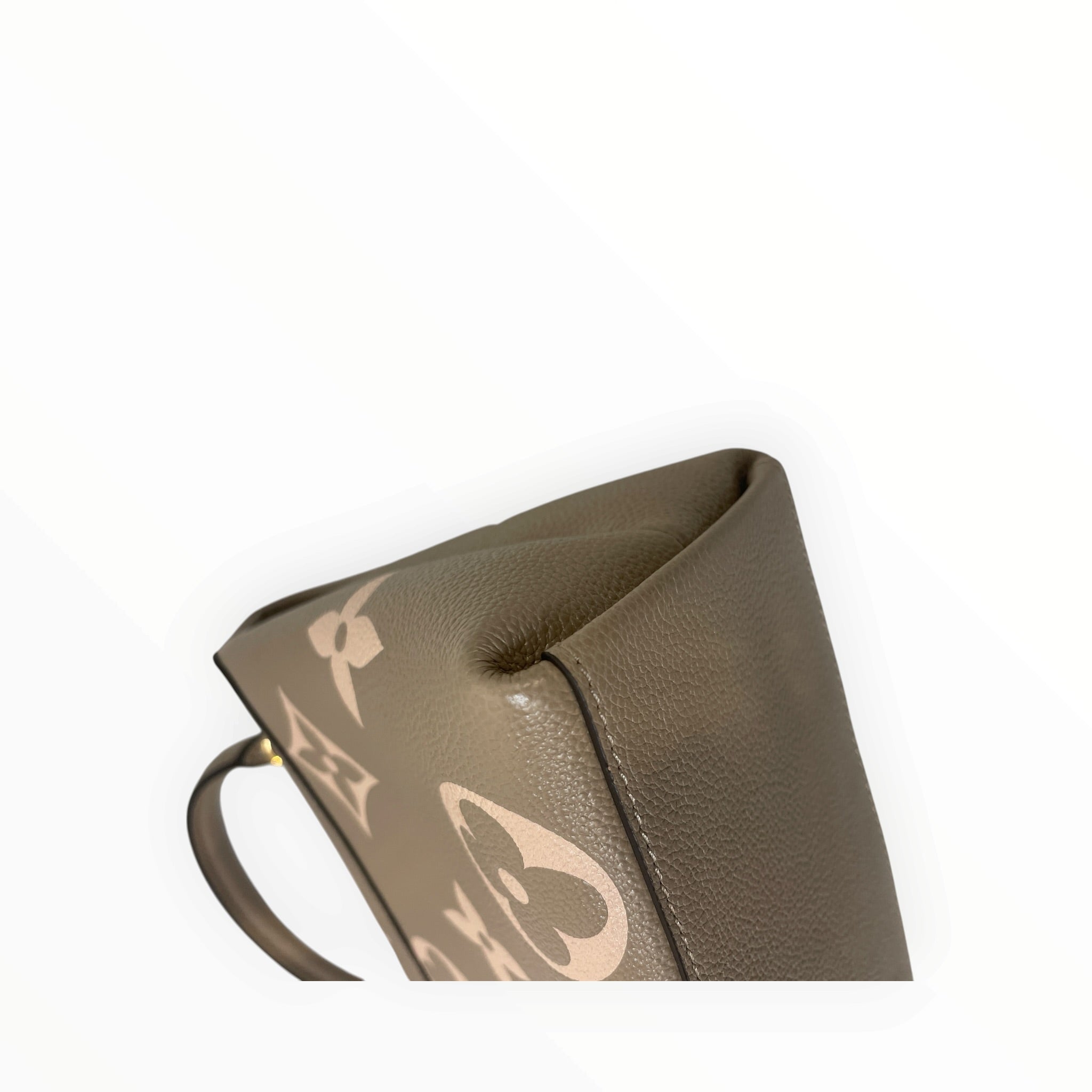 LOUIS VUITTON/Bag/Monogram/Leather/GRY/Madeleine MM Handbag view 6