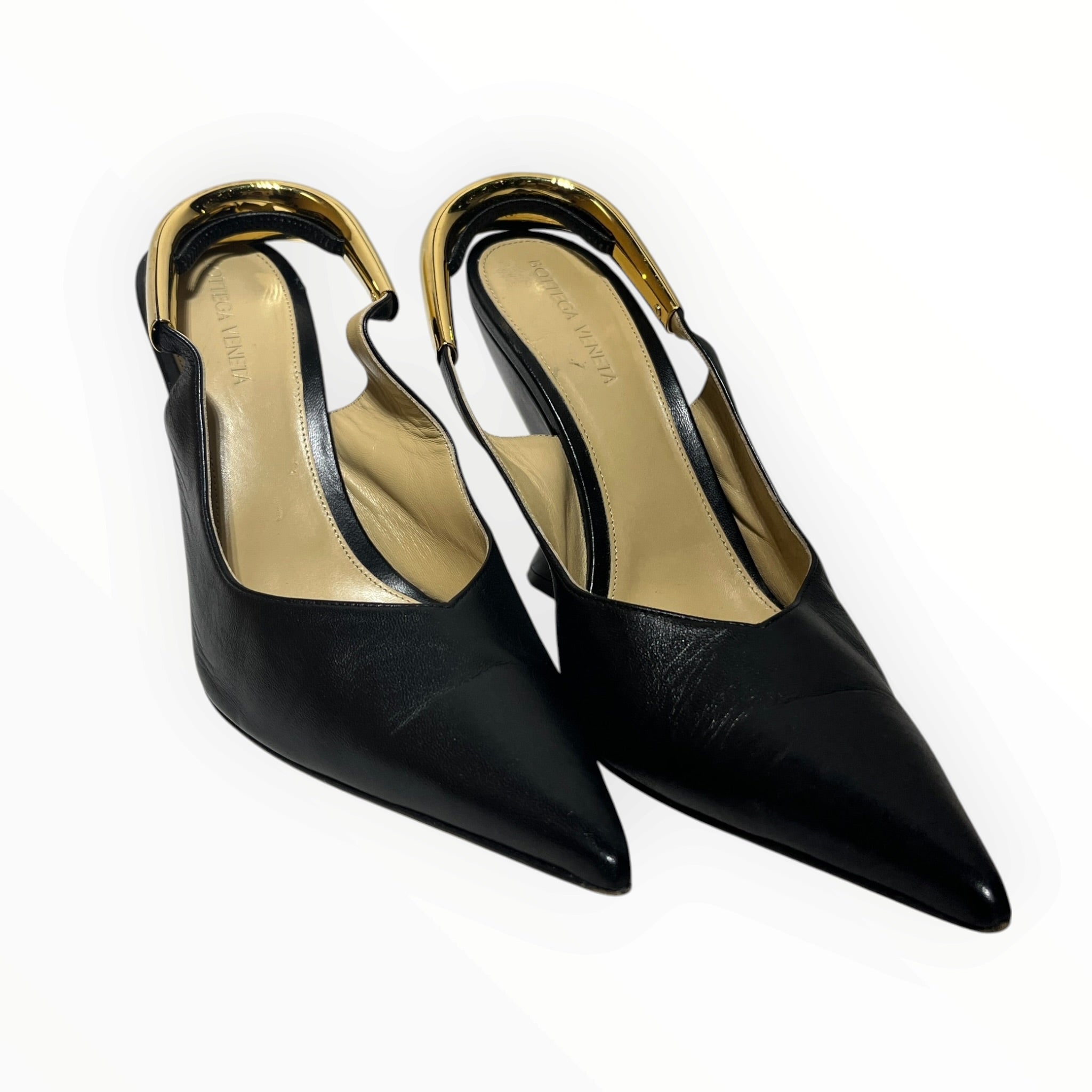 BOTTEGA VENETA/Heels/US 8.5/Leather/BLK/Gold Heel Sling Back view 1