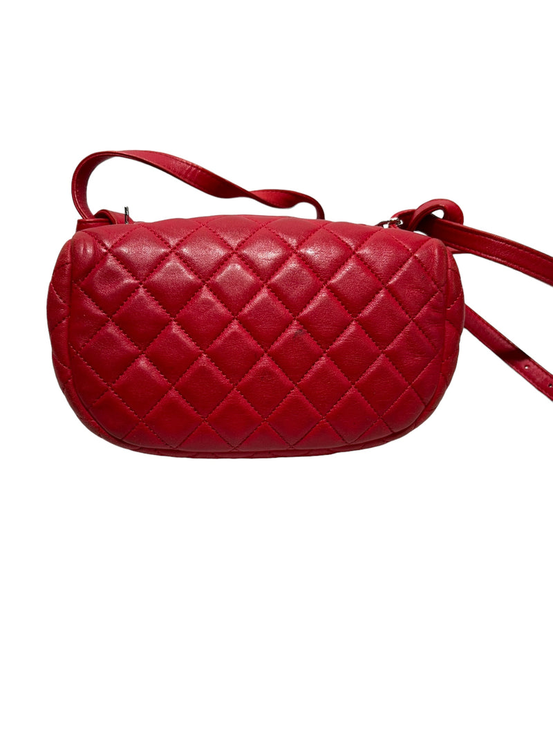 CHANEL/Backpack/Leather/RED/