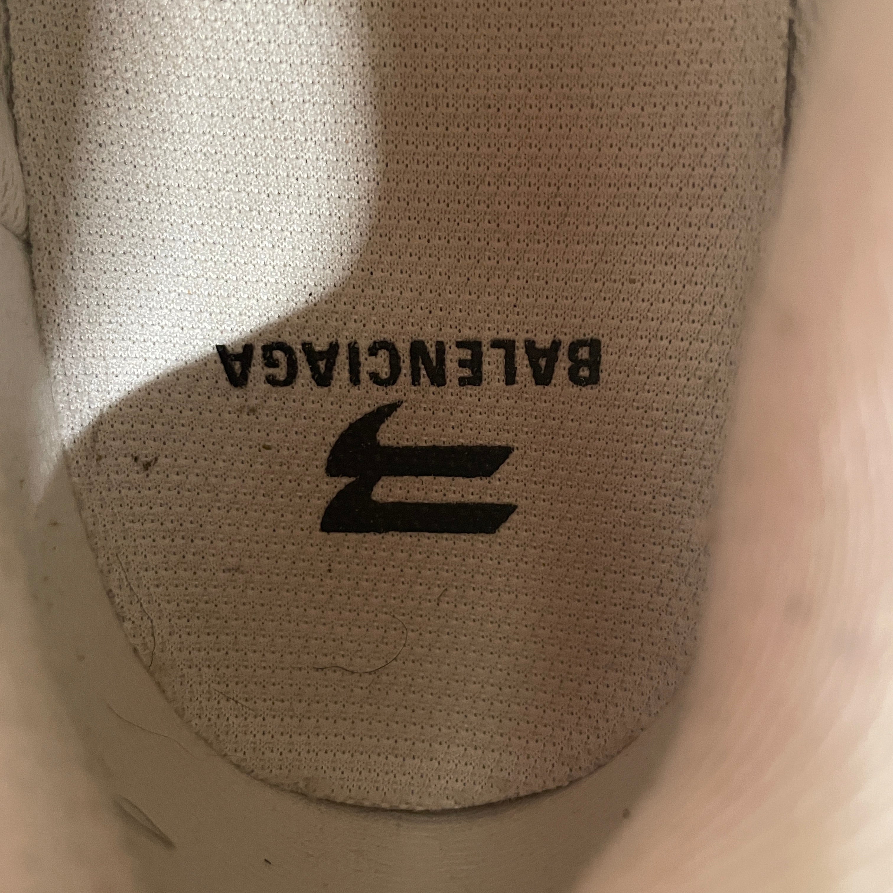 BALENCIAGA/Low-Sneakers/EU 45/Border/Leather/WHT/Defender Sneaker view 4