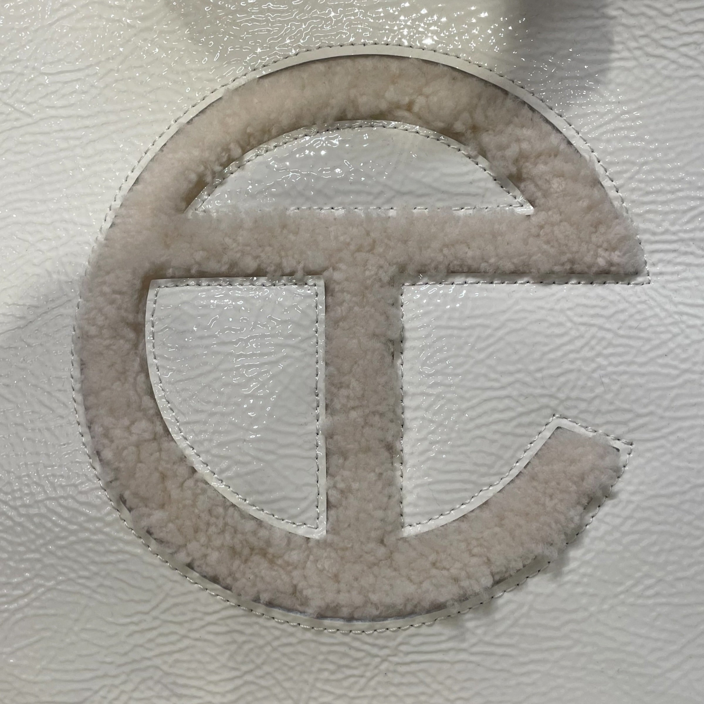 Telfar/UGG australia/Cross Body Bag/WHT/ view 5