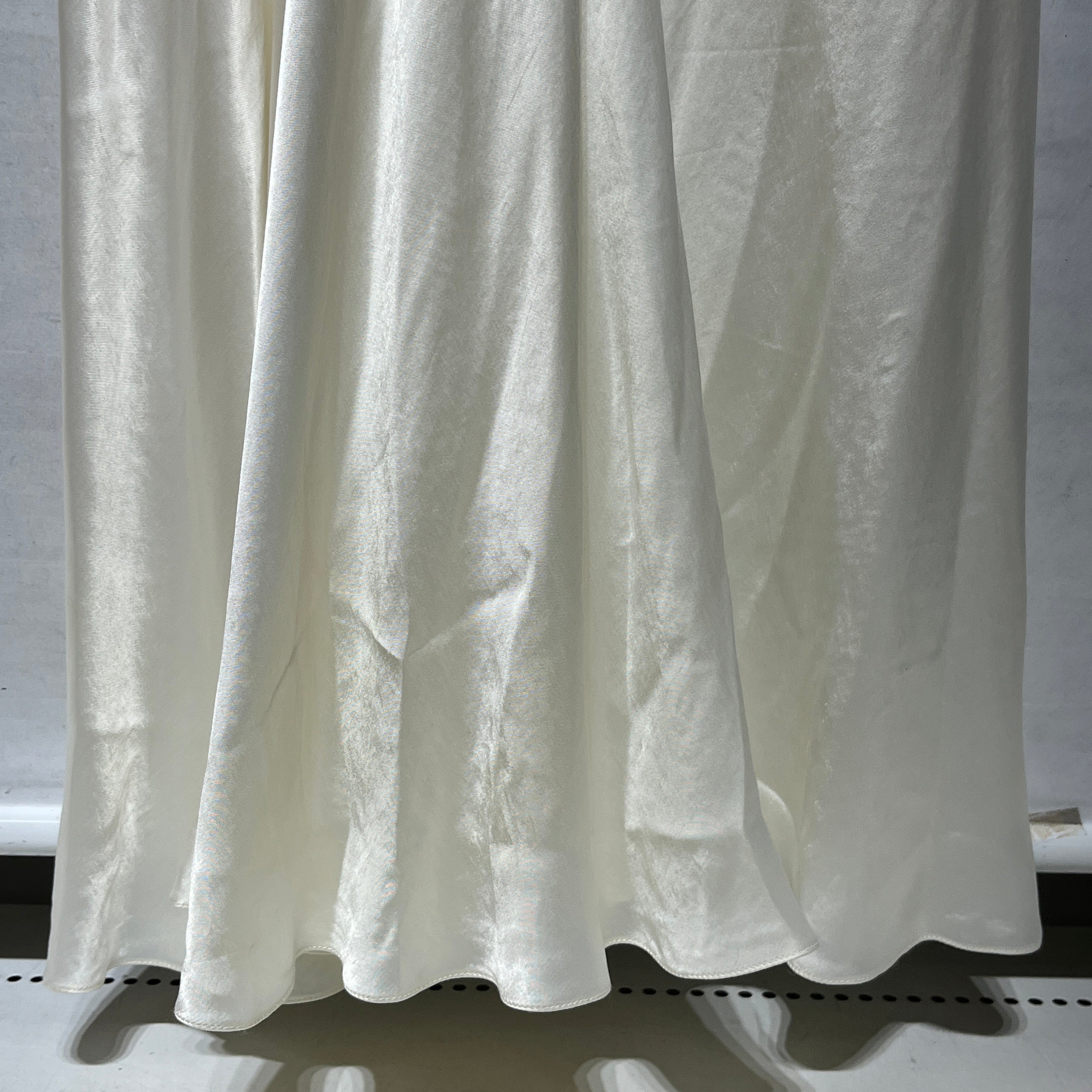 The Row/Long Skirt/10/Silk/WHT/ view 6