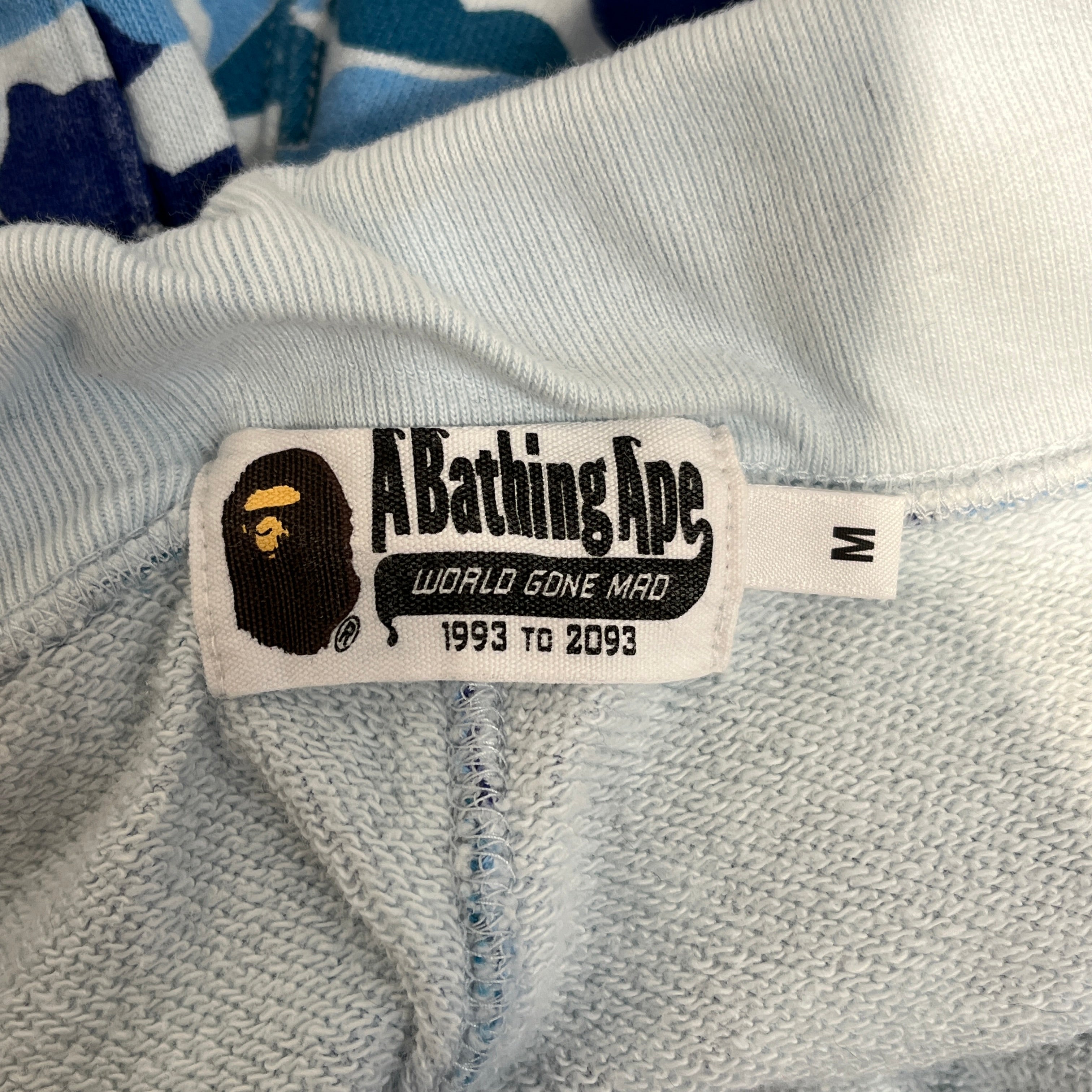 A BATHING APE/Shorts/M/Cotton/BLU/All Over Print/Shark Face Front view 3