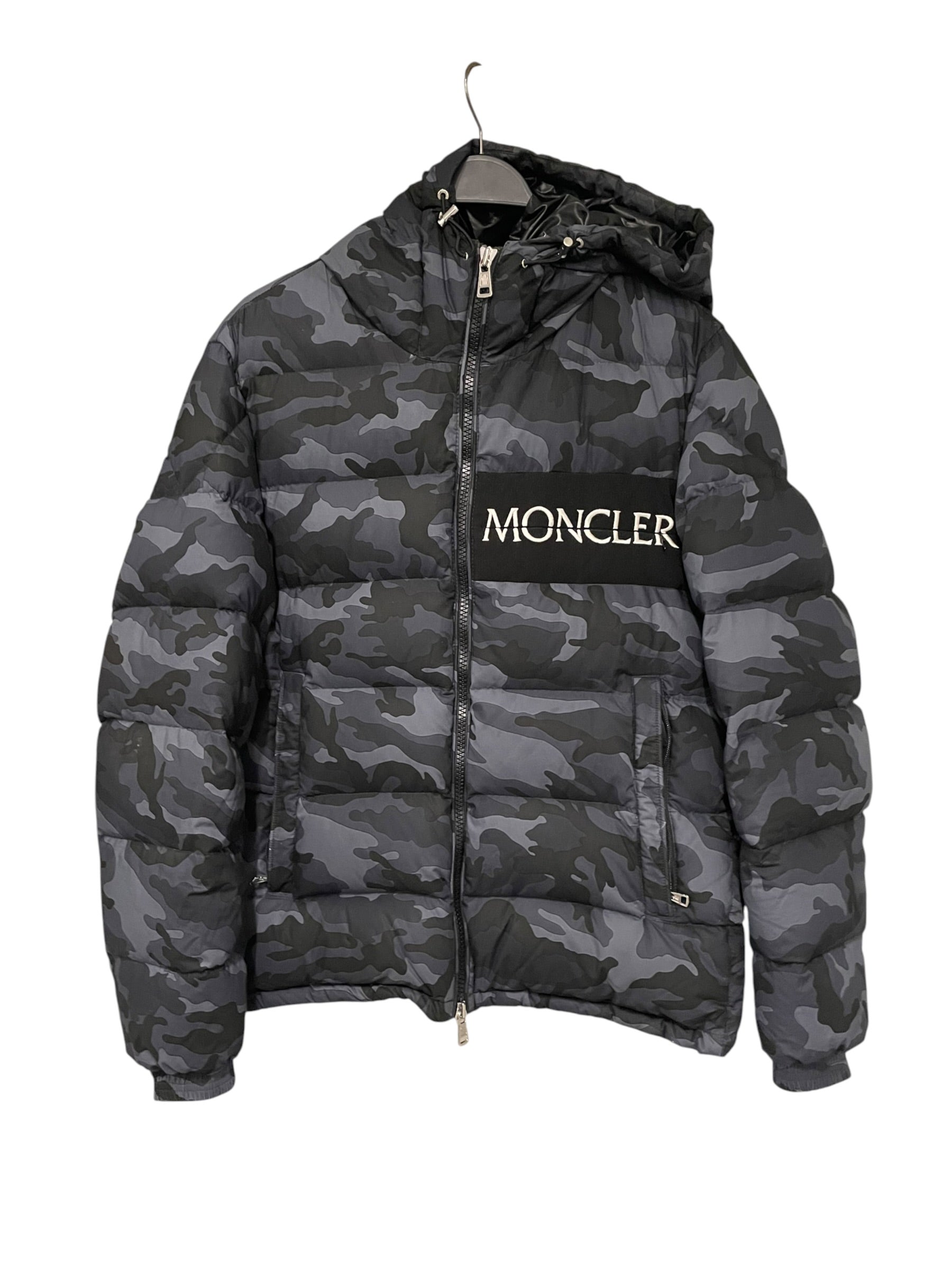 MONCLER/Puffer Jkt/4/Cotton/NVY/Camouflage/ view 1