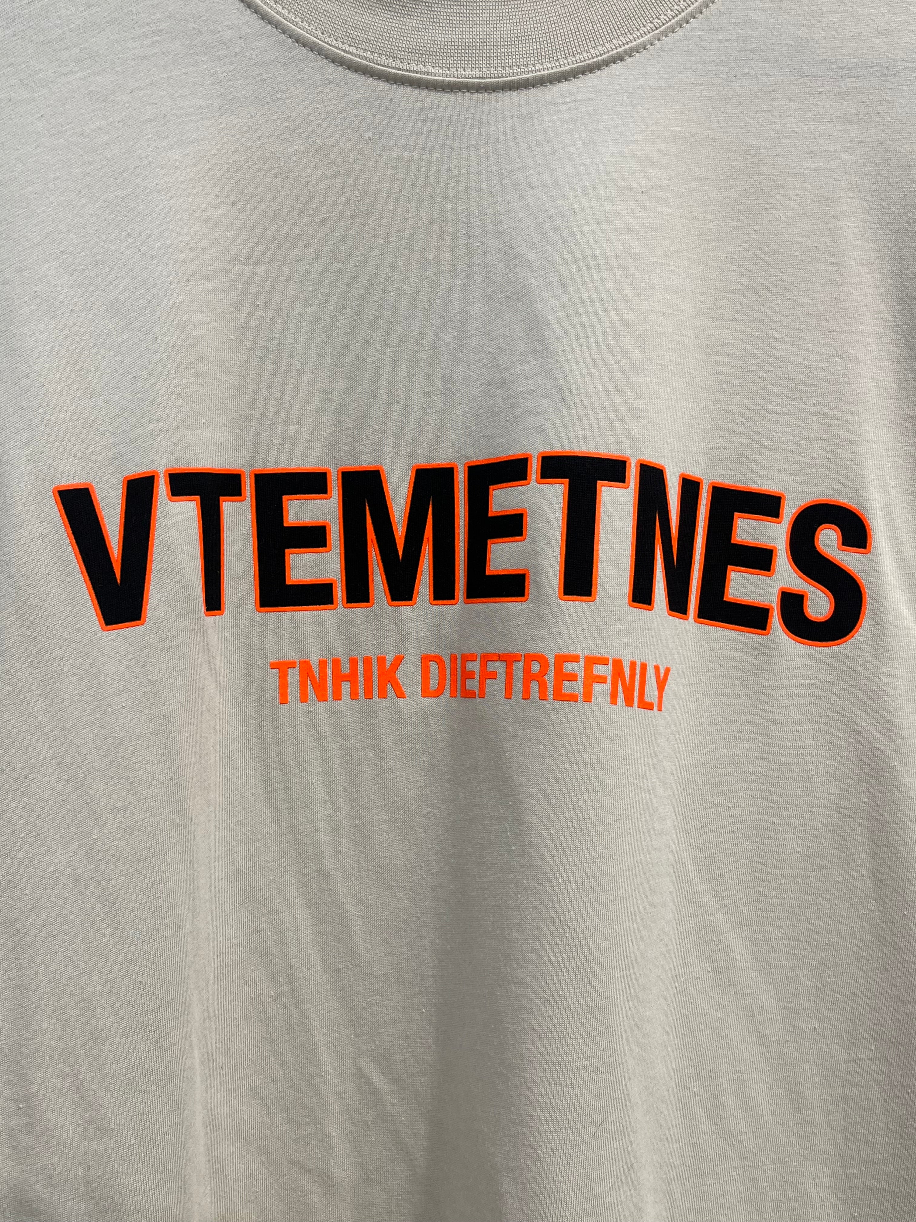 VETEMENTS/T-Shirt/S/Cotton/BEG/ORANGE AND BLACK FONT ON FRONT view 6