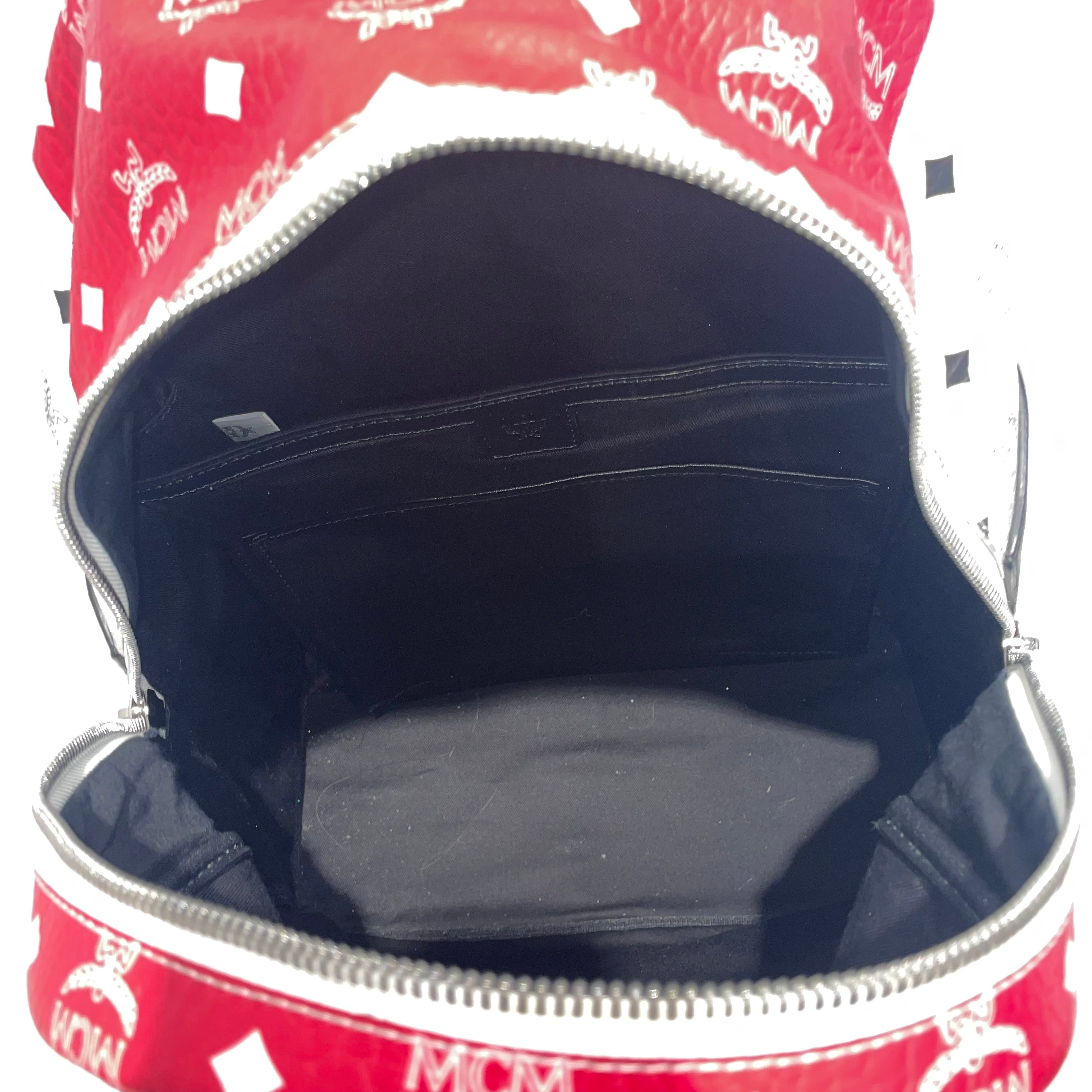 MCM/Backpack/Monogram/Leather/RED/Stark M Move Visetos Medium view 3