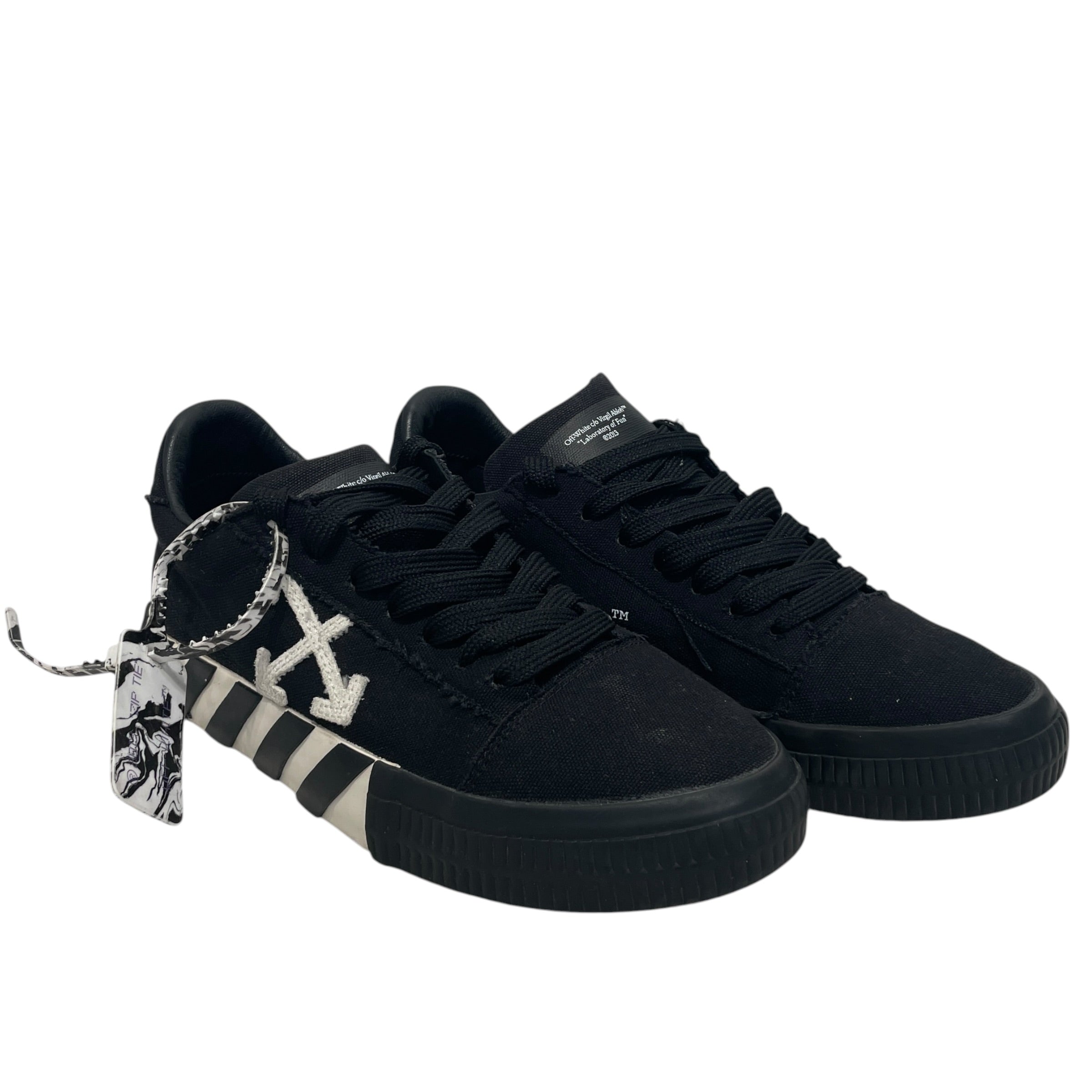 OFF-WHITE/Low-Sneakers/EU 40/Cotton/BLK/vulc low ( black white arrow) view 1
