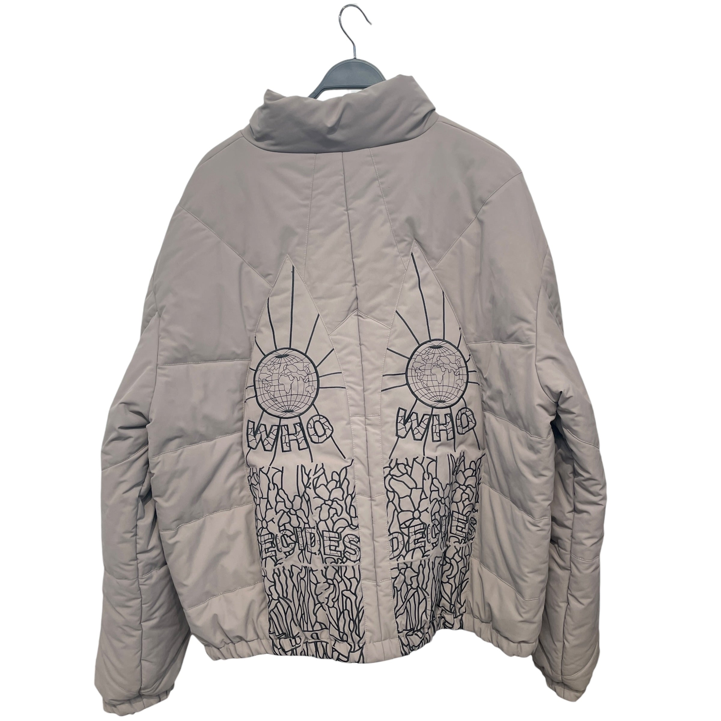 WHO DECIDES WAR/Puffer Jkt/L/Polyester/KHK/embroidered bomber jacket view 2
