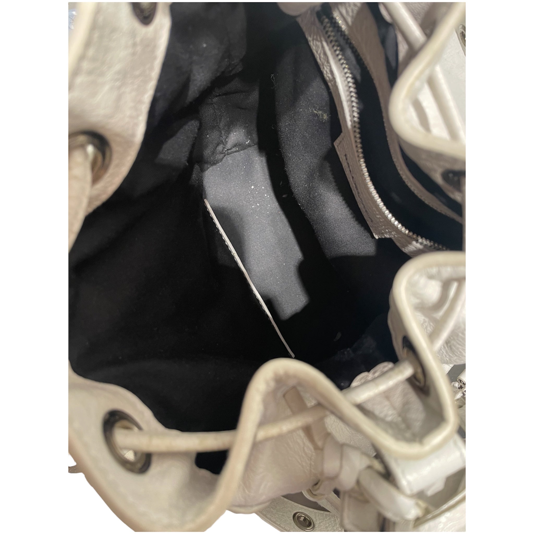 BALENCIAGA/Cross Body Bag/Leather/WHT/Le Cagole XS Bucket view 3