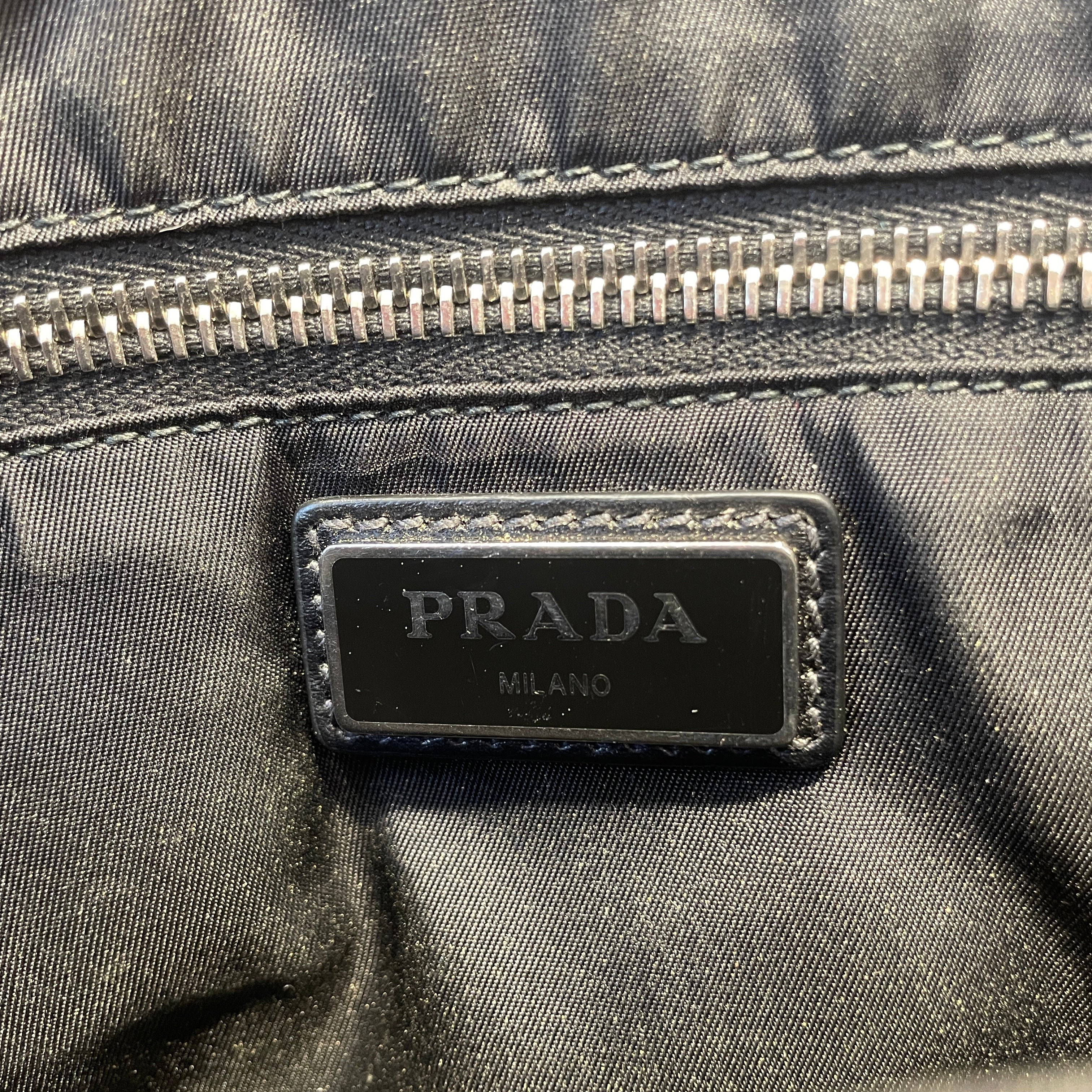 PRADA/Cross Body Bag/Nylon/RED/2018 BANDOLIERA view 3