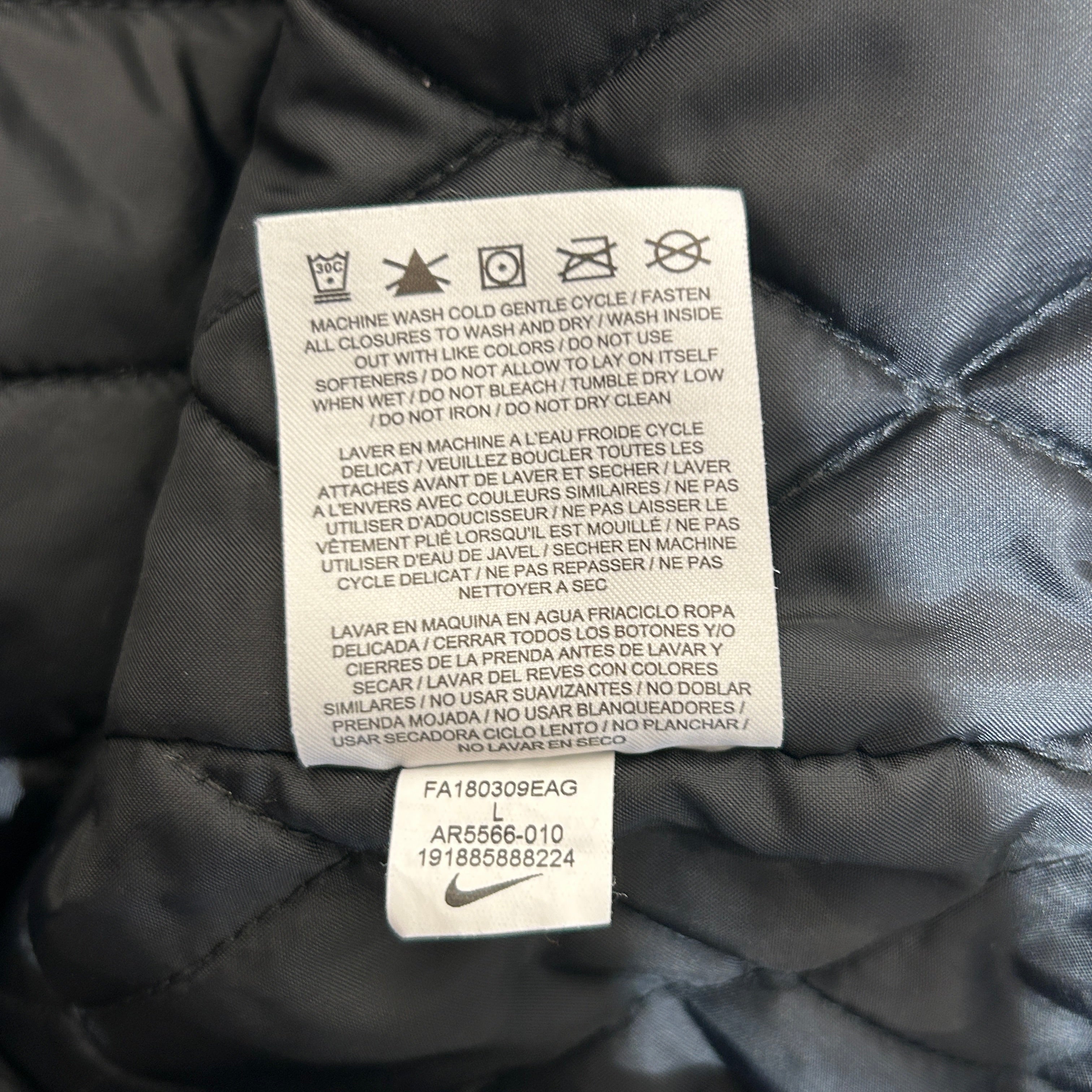Supreme/NIKE/Quilted Jkt/L/Cotton/BLK/contrast stitch work jkt view 5