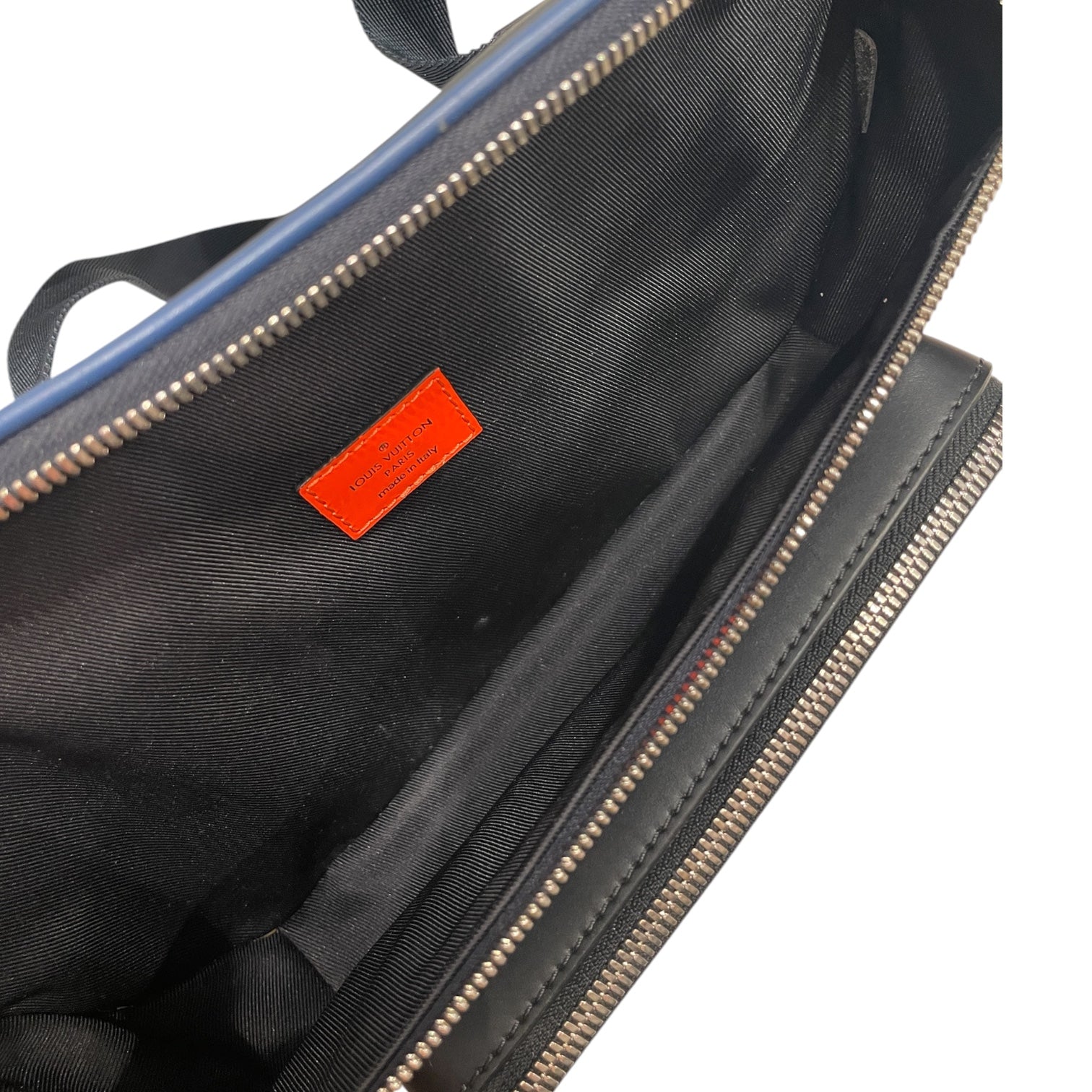 LOUIS VUITTON/Fanny Pack/Leather/NVY/EPI DAMIER GRAPHITE BUMBAG view 4