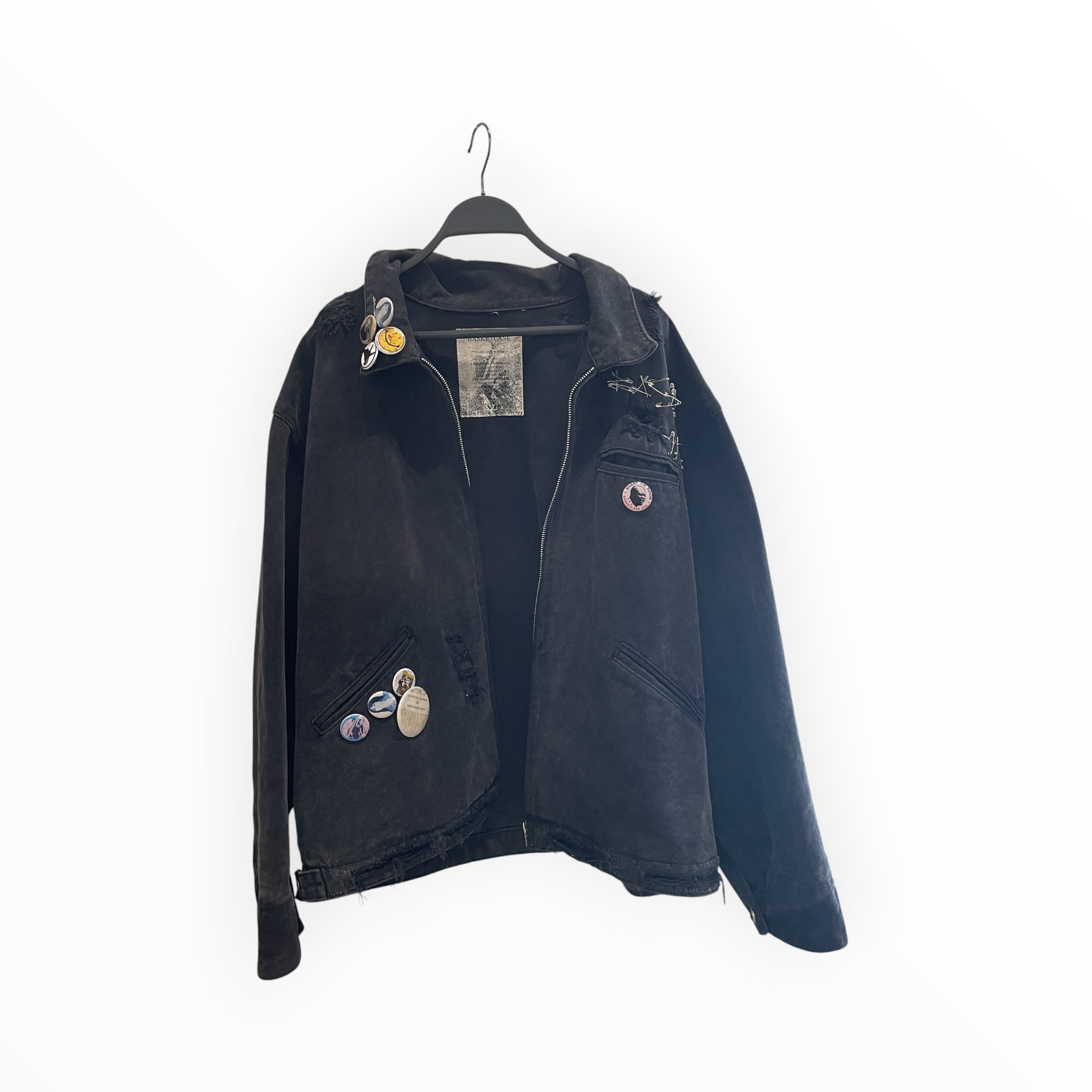 basketcase gallery/Jacket/XL/Cotton/BLK/pins on collar/safetyy pins view 1