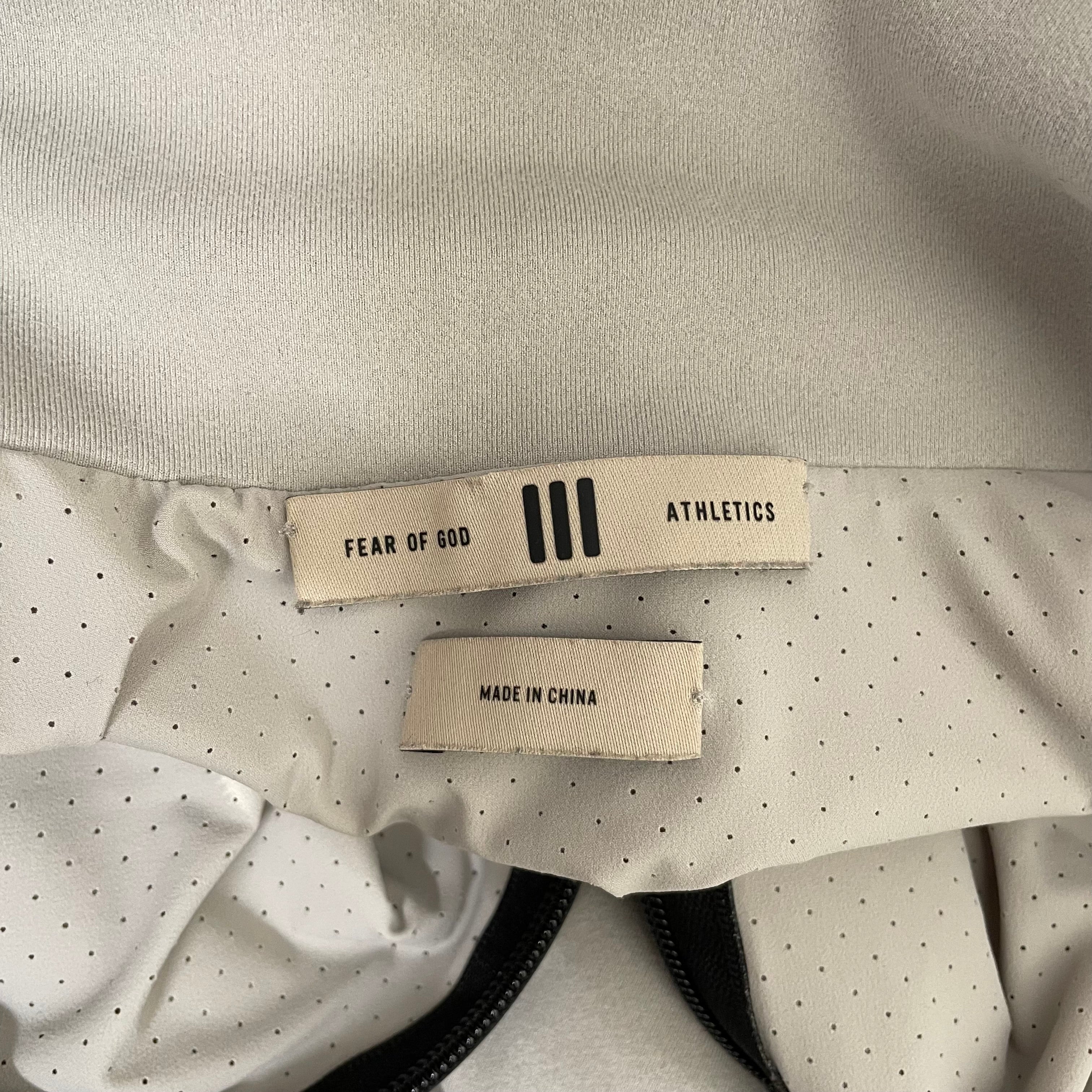 adidas/FEAR OF GOD/Tops/M/Polyester/KHK/Half Zip IS8775 view 3