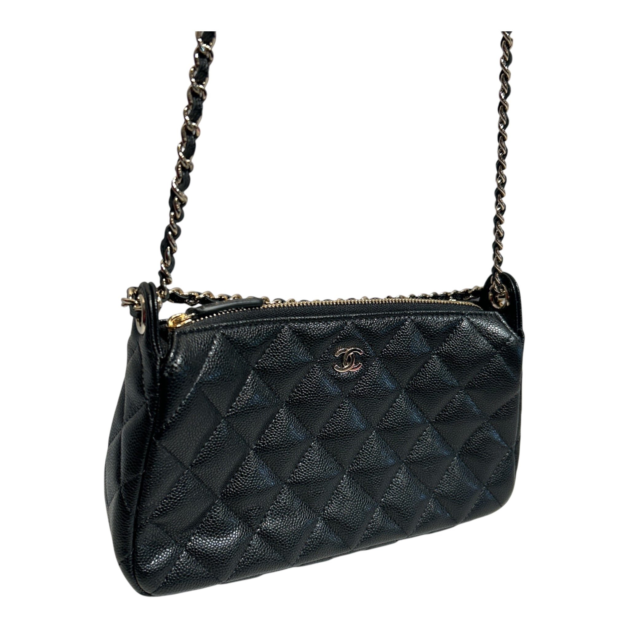 CHANEL/Bag/Leather/BLK/Cruise 2026 Collection view 8