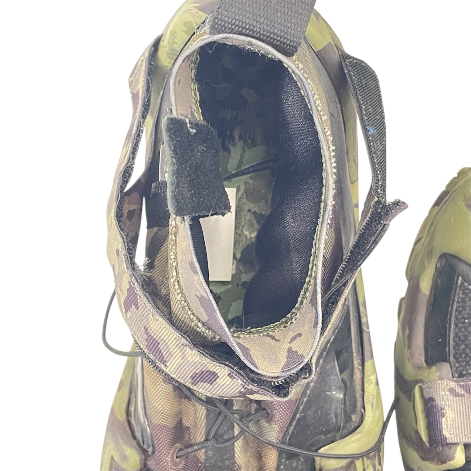 NIKE/Hi-Sneakers/US 6.5/Camouflage/GRN/matthew m williams/ TR3 view 3