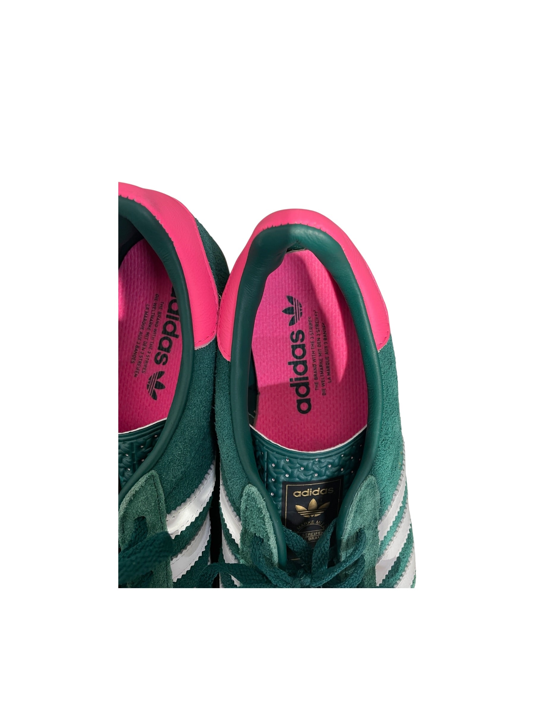 adidas/Low-Sneakers/US 9.5/Suede/GRN/Green Pink Gazaelle Indoors view 4