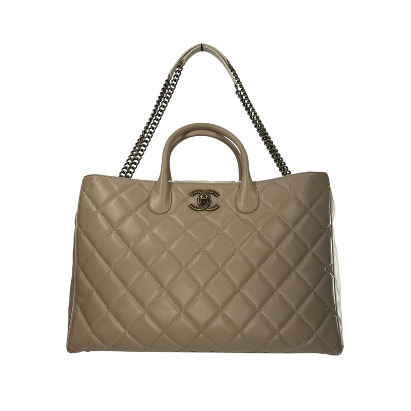 CHANEL/Bag/Leather/BEG/QUILTED LAMBSKIN PORTOBELLO