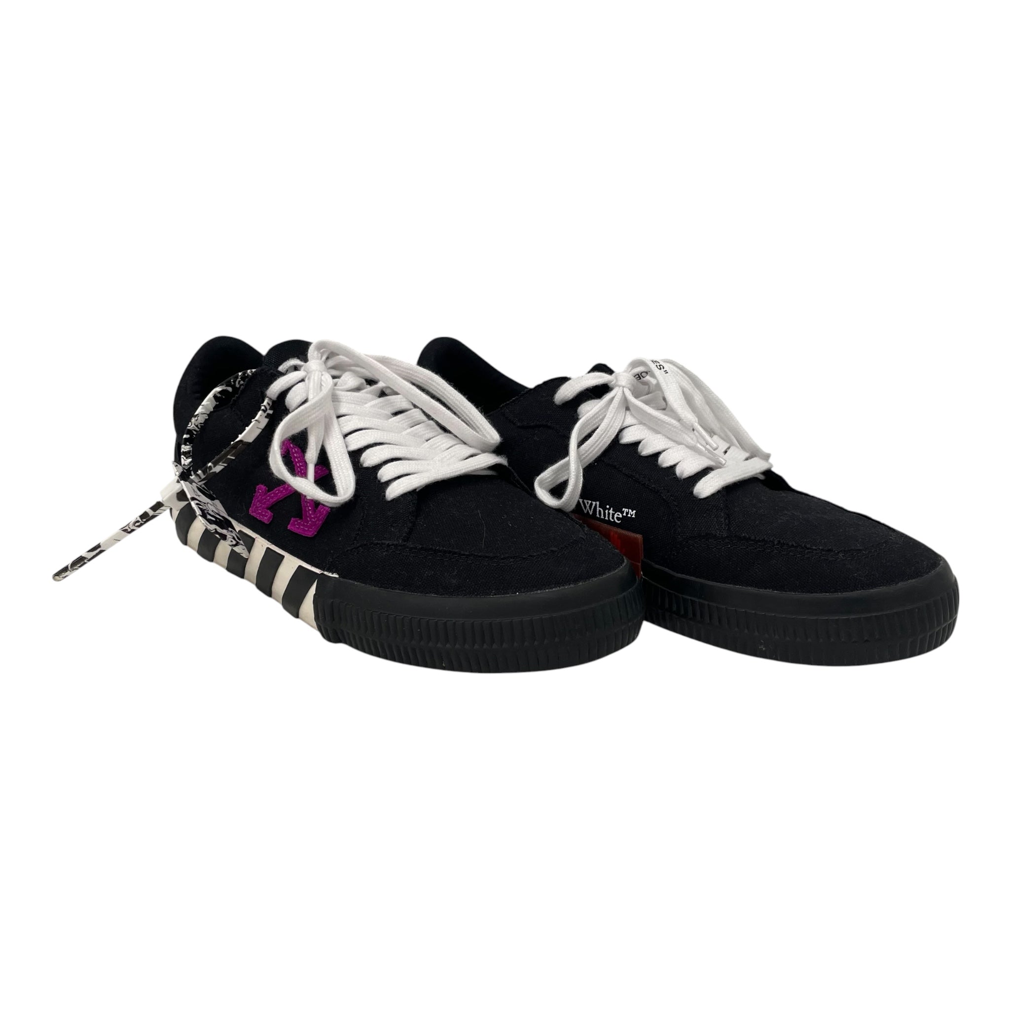 OFF-WHITE/Low-Sneakers/US 10/Cotton/BLK/Purple offwhite lgo view 1