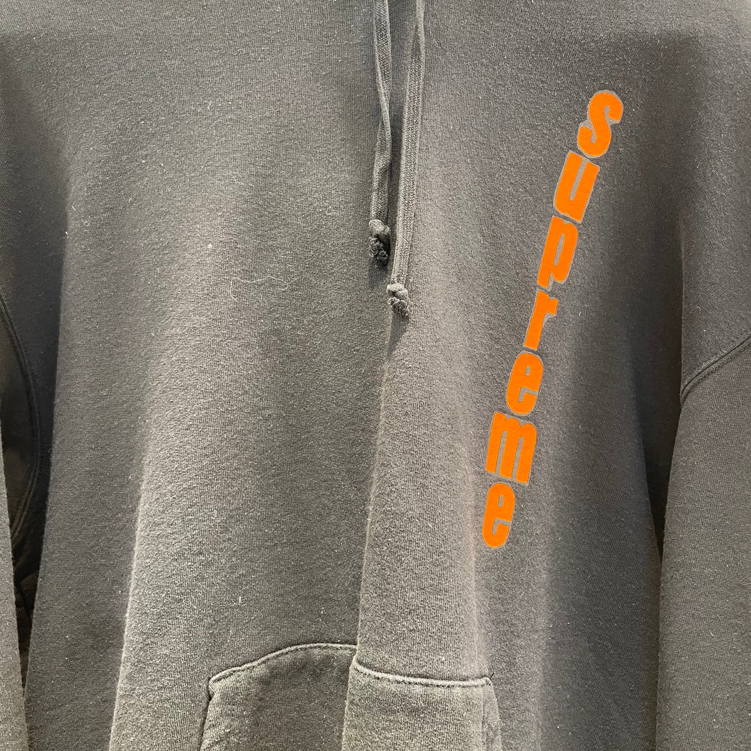 Supreme/Hoodie/XL/Graphic/Cotton/BLK/"supreme" down lettering view 3