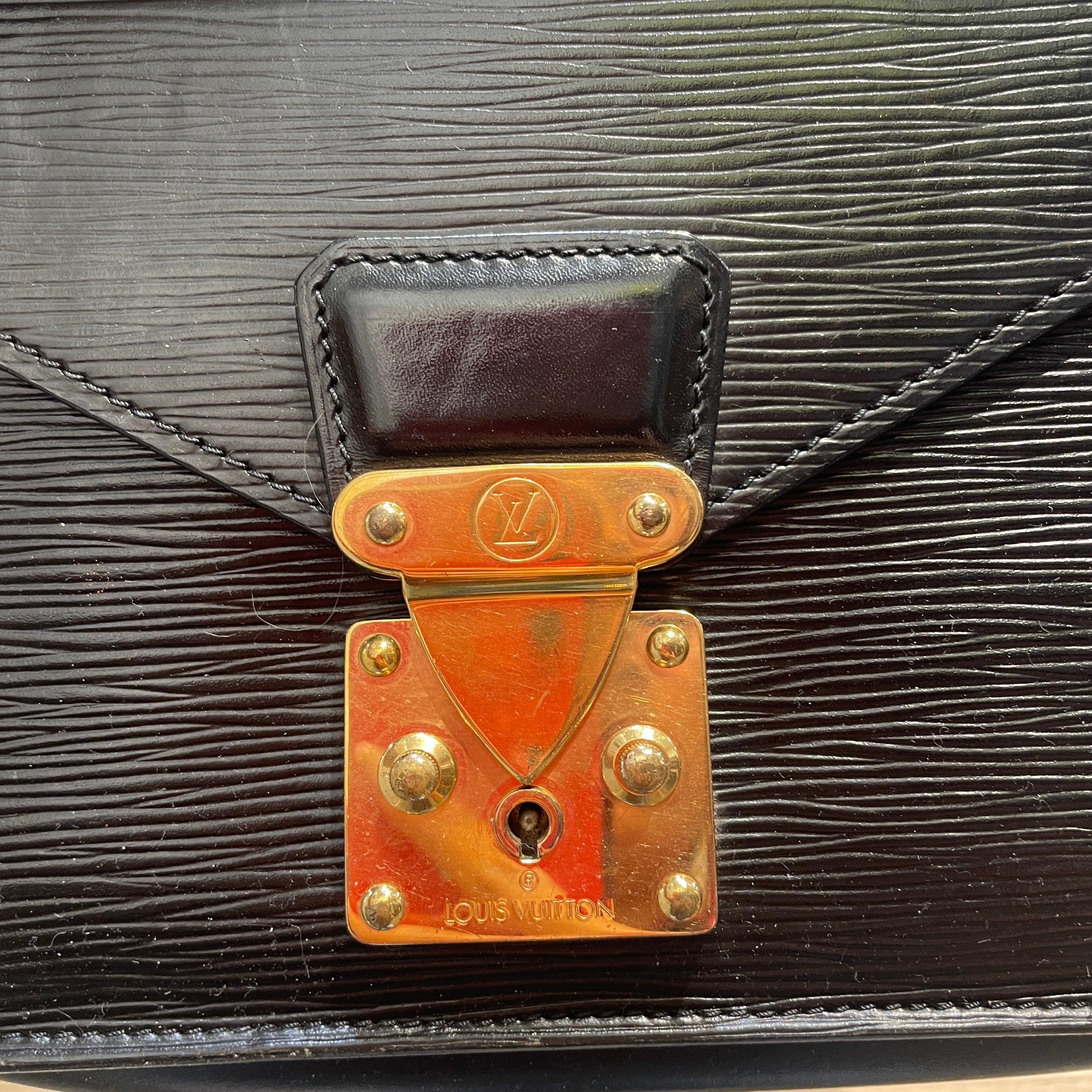 LOUIS VUITTON/Clutch Bag/Leather/BLK/Epi Pochette Sellier Dragonne view 3